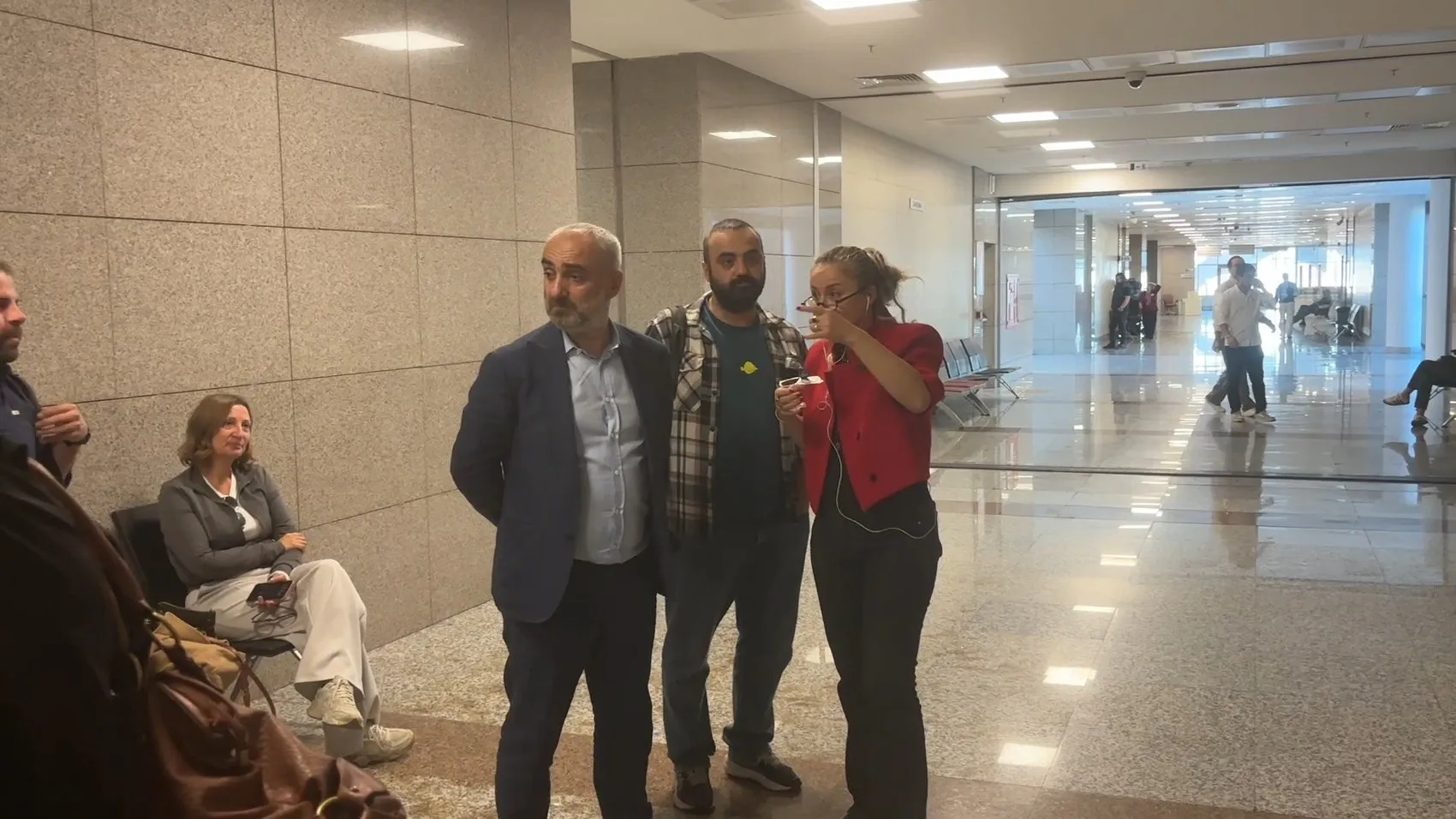 Gazeteciler İsmail Saymaz ve Murat Ağırel için adli kontrol kararı