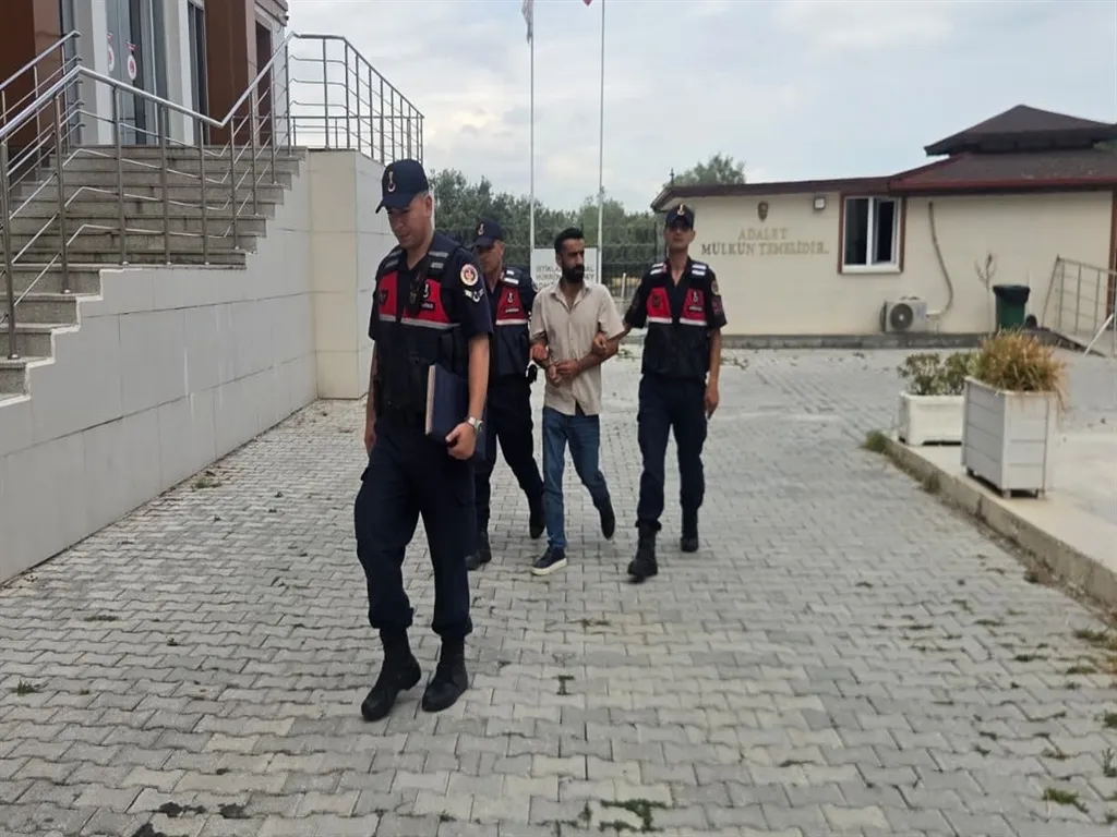 Sosyal medyada 'Reşo' skandalı: Gazinodan yaptığı canlı yayın başına iş açtı