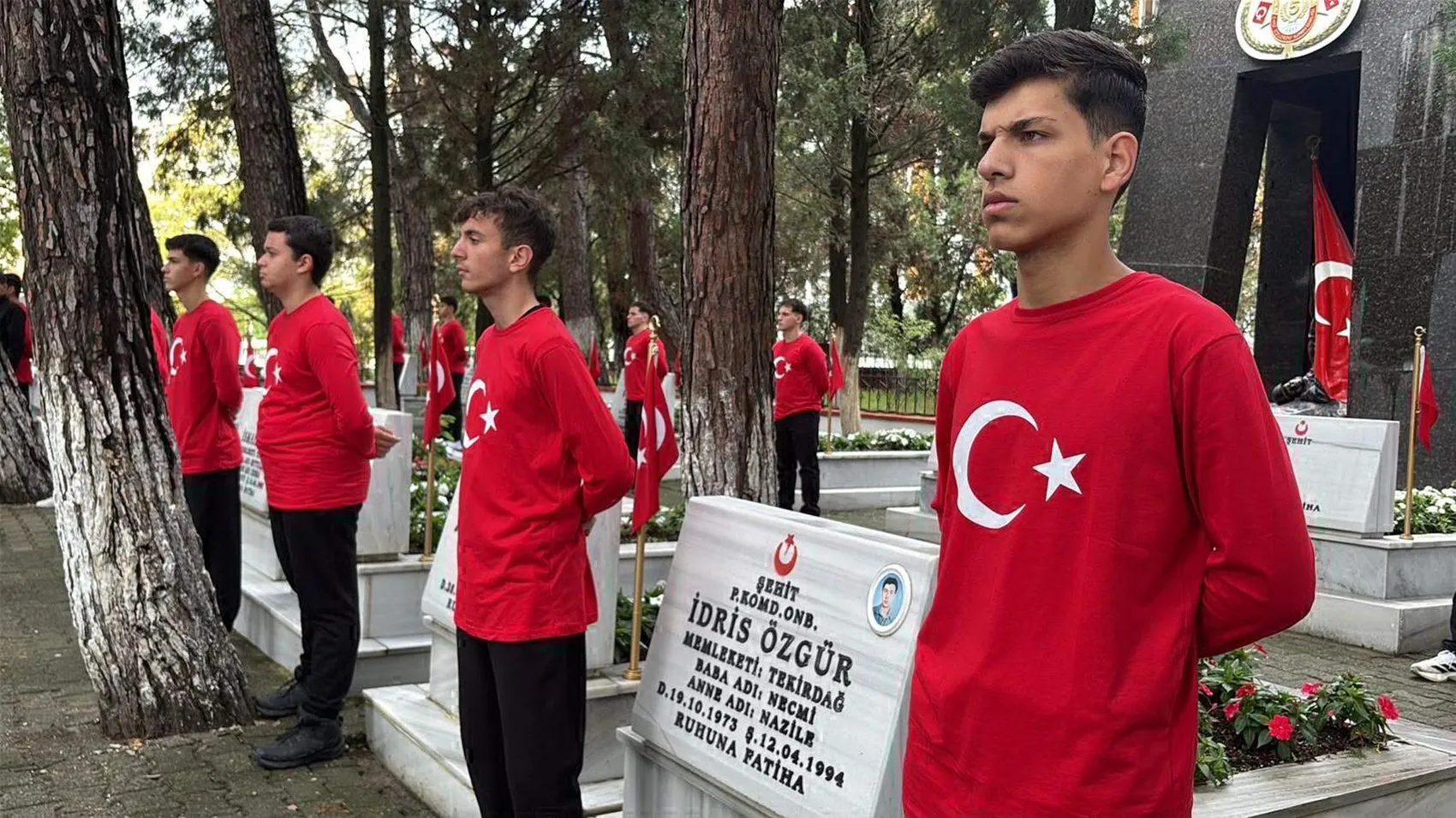 Trakya'da Cumhuriyet Coşkusu: Gençler Şehitlerin İzinde, Meydanlar Minnetle Doldu