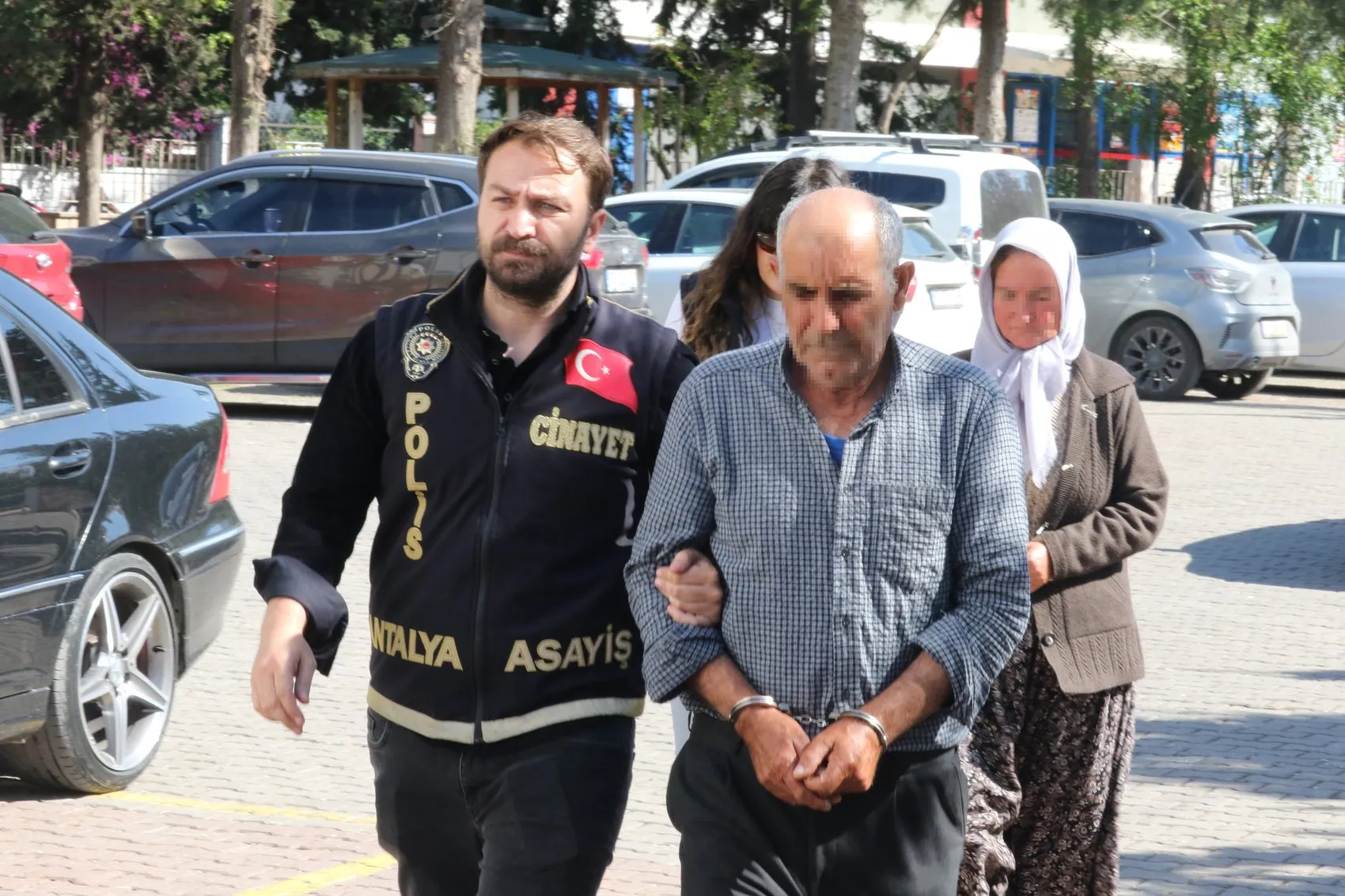 Düğününden sadece 72 saat sonra noterde katledildi: 1.5 milyonluk anlaşmazlıkta kanlı son