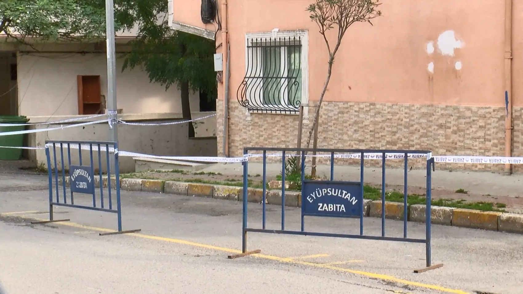 Eyüpsultan'da kolon dehşeti: 51 yıllık binadan gelen o ses faciayı önledi