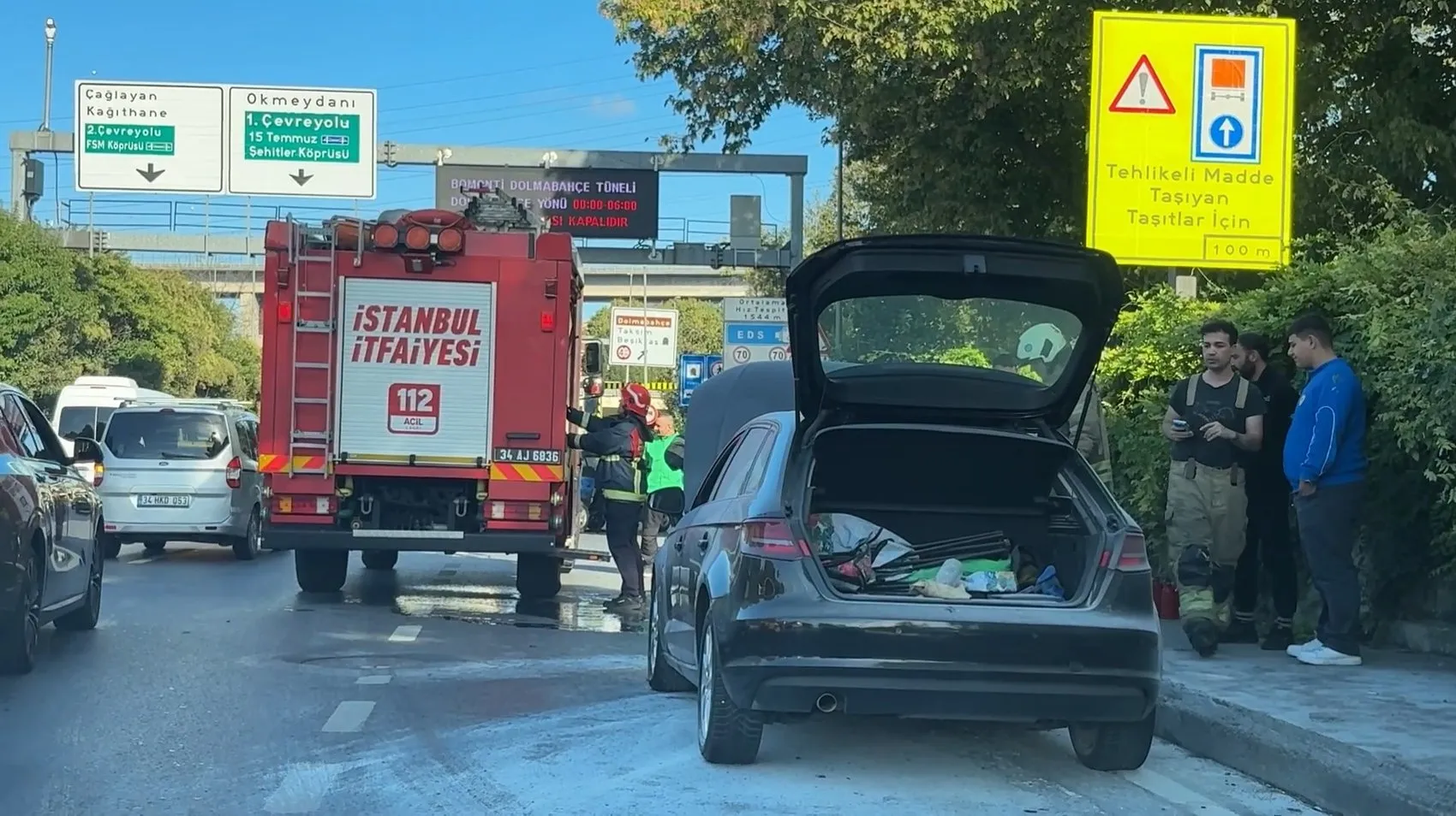 Tünel girişinde korku dolu anlar: Alevlere kola şişesiyle meydan okudular