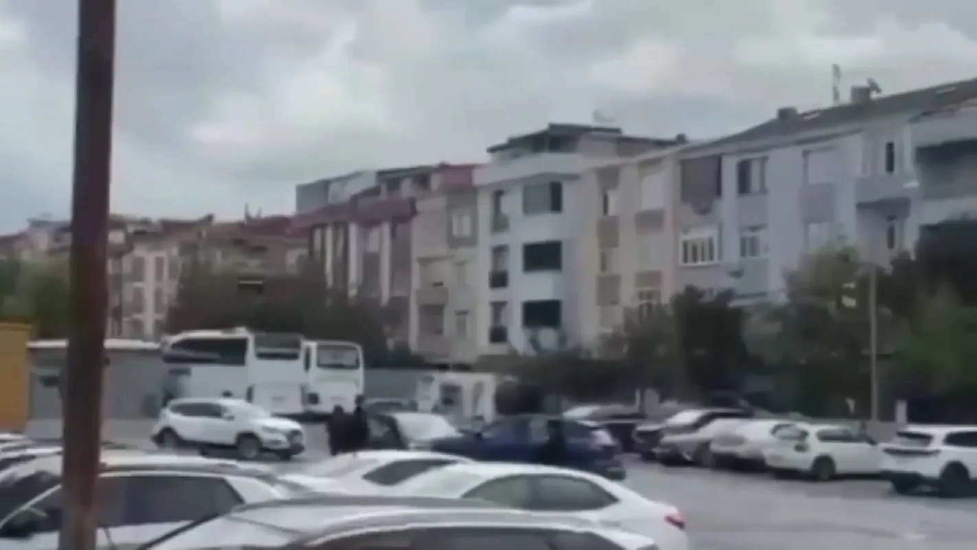 Gasp çetesinin pişkinliği pes dedirtti: Çaldıkları paralarla poz verip sosyal medyada paylaşmışlar