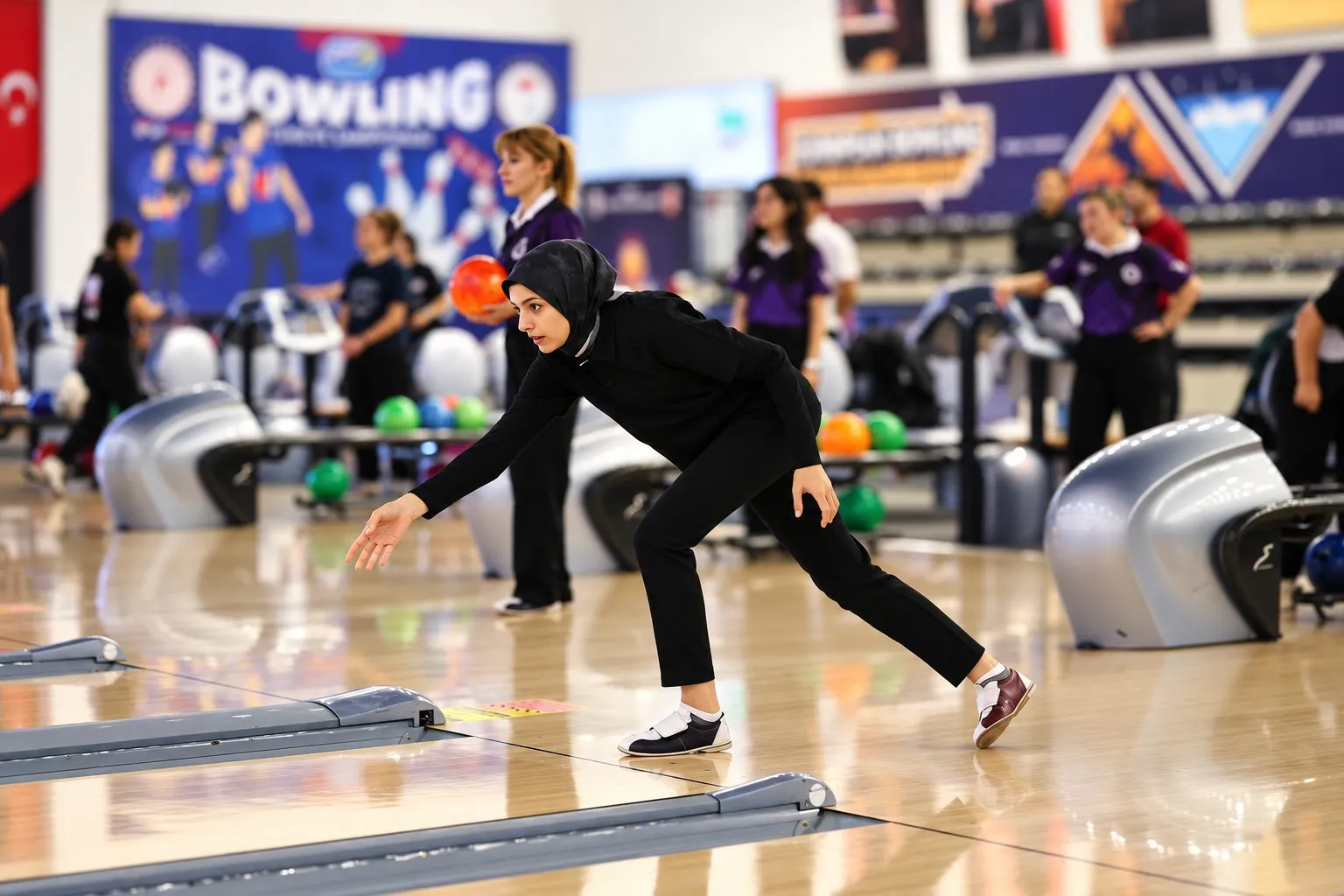 Samsun bowling heyecanına ev sahipliği yapıyor: Üniversiteli sporcular şampiyonluk için parkura indi
