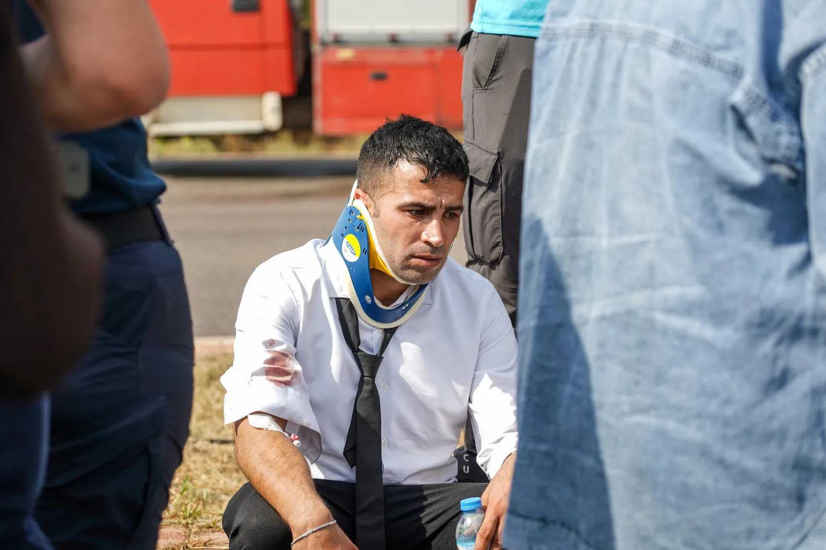 Antalya-Isparta yolunda dehşet anları: Midibüs devrildi, çok sayıda yaralı var