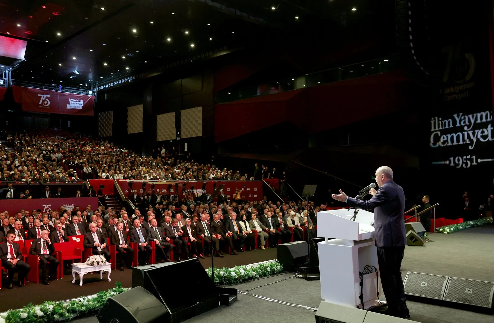 Gençlerin zihnine dijital pranga: Cumhurbaşkanı Erdoğan'dan tekno-oligark uyarısı