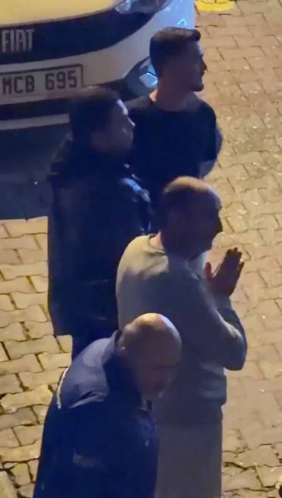 Kağıthane'de taciz şüphelisine suçüstü: Vatandaşlar yakaladı, sokak karıştı
