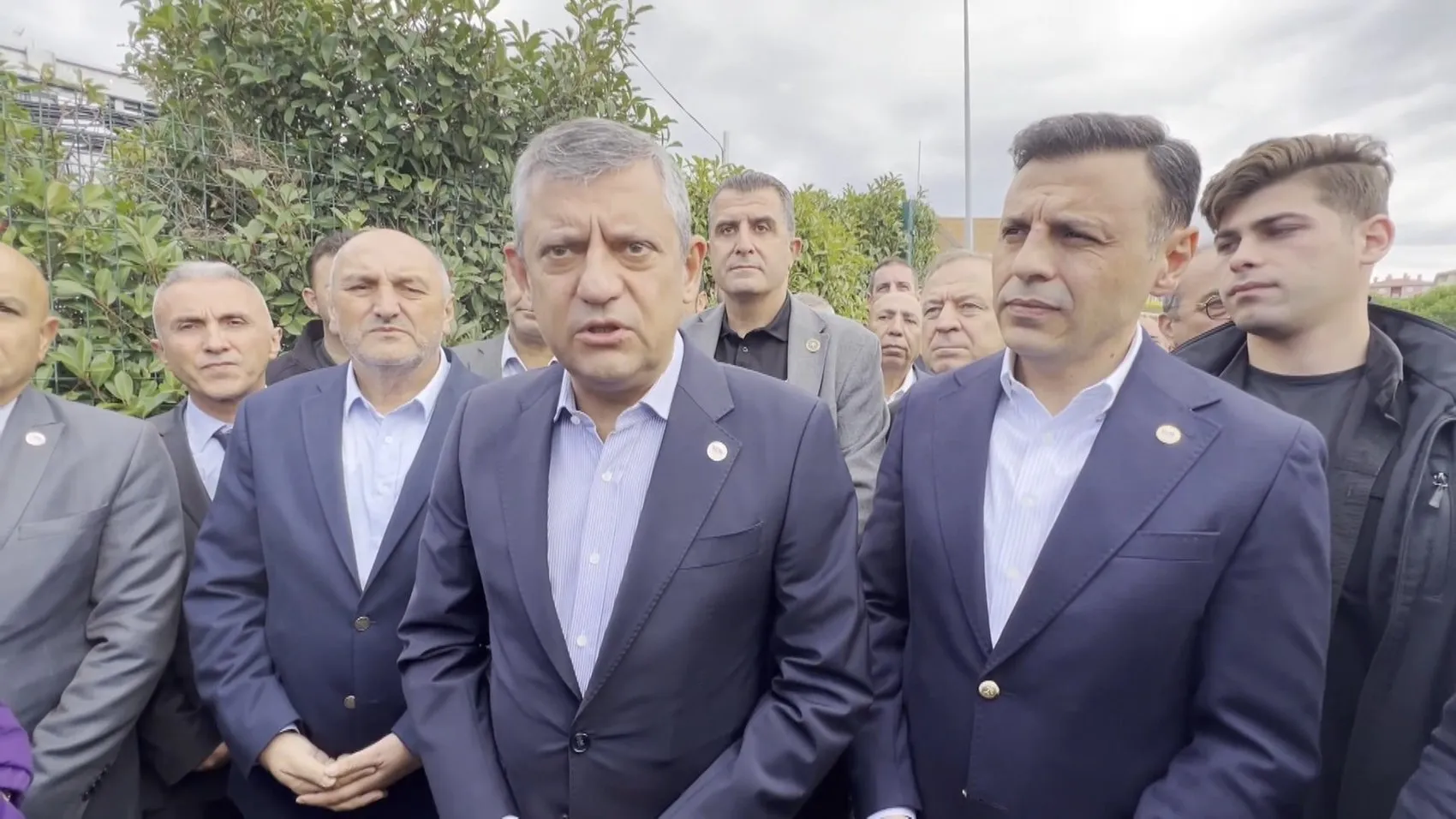 Silivri'de tarihi gün: İmamoğlu'nun savunması öncesi Özel'den sert çıkış
