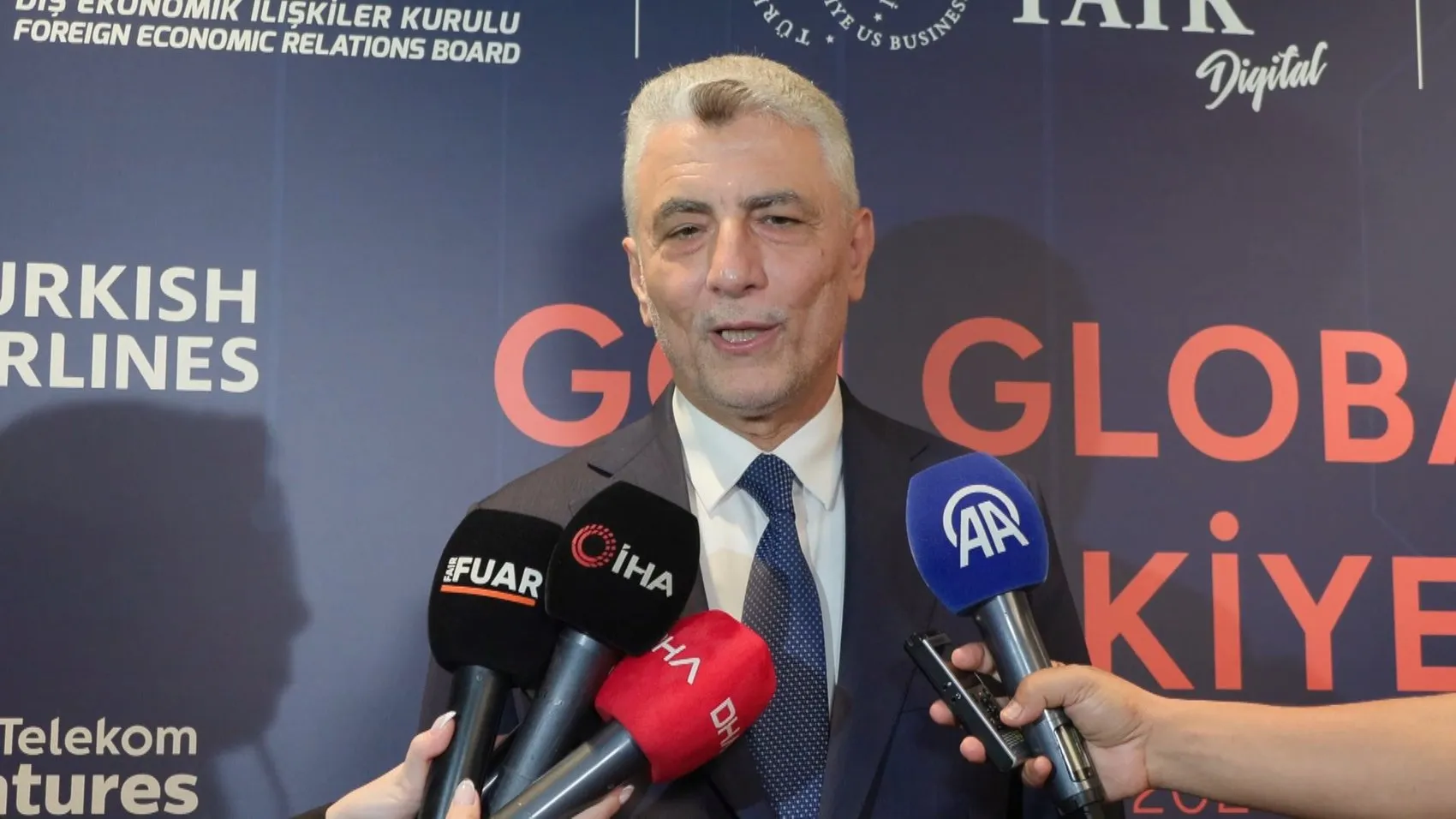 ABD ile ticarette yeni rekor yolda: Bakan Bolat 42 milyar dolar barajını işaret etti