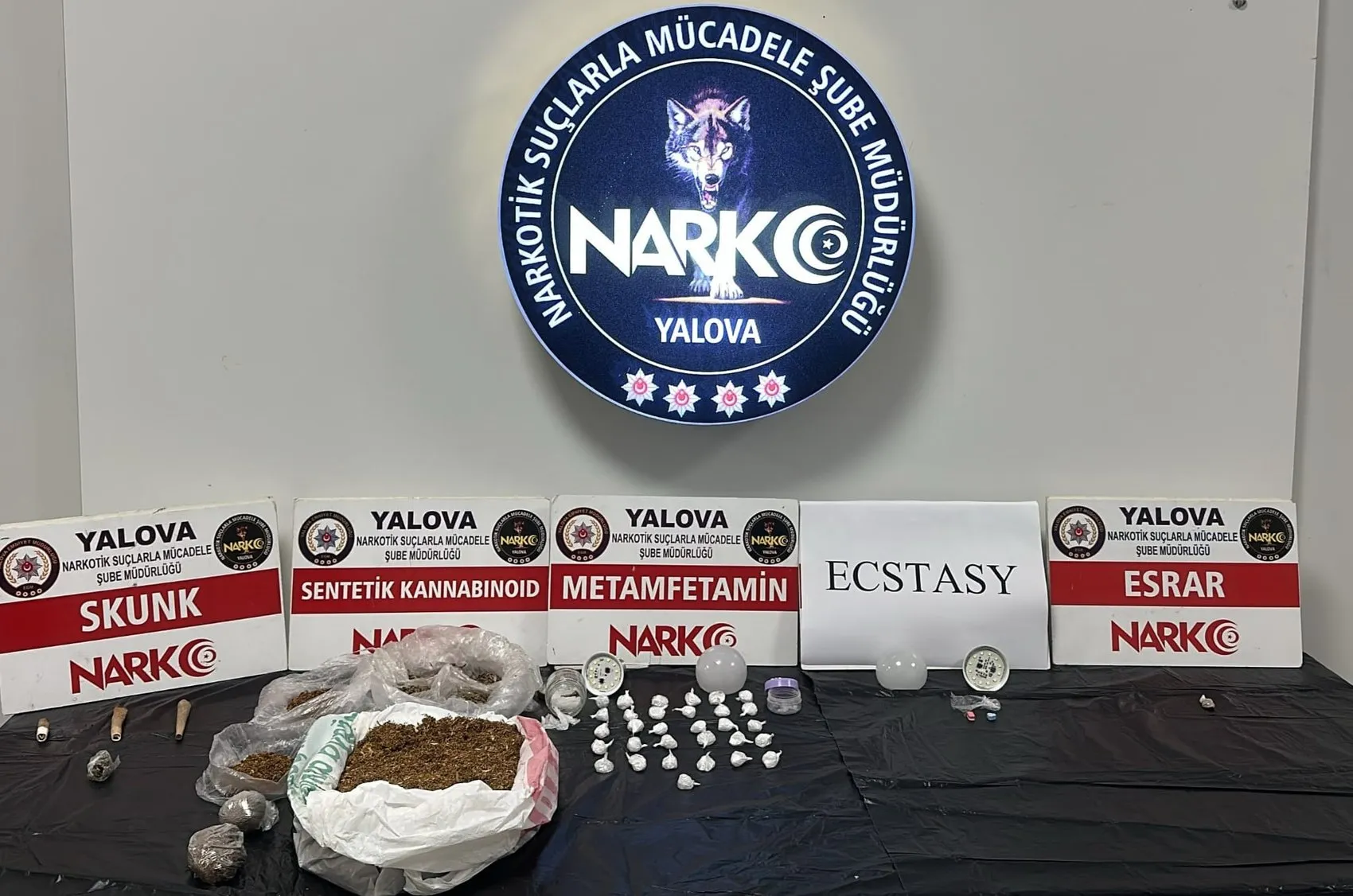 Yalova emniyetinden zehir tacirlerine çifte darbe: İki tutuklama