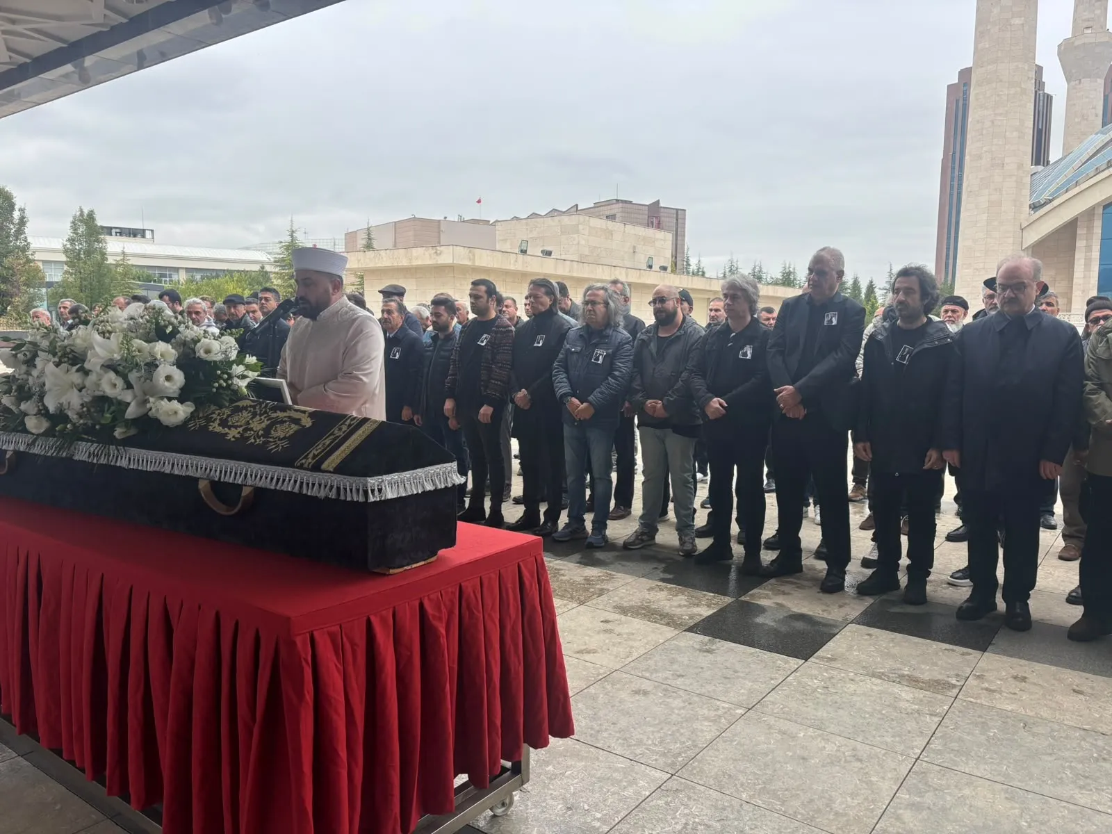 Müzik dünyasının hüzünlü vedası: Alpay Naziklioğlu Ankara'da toprağa verildi