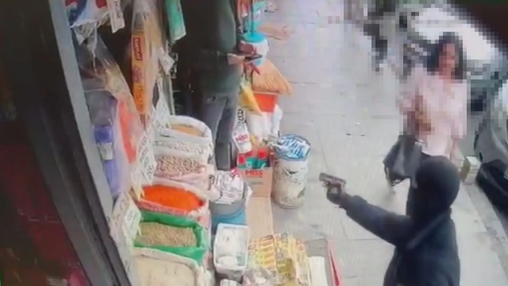 İstanbul'da eş zamanlı operasyon: Üç ilçeyi kana bulayan şebeke çökertildi
