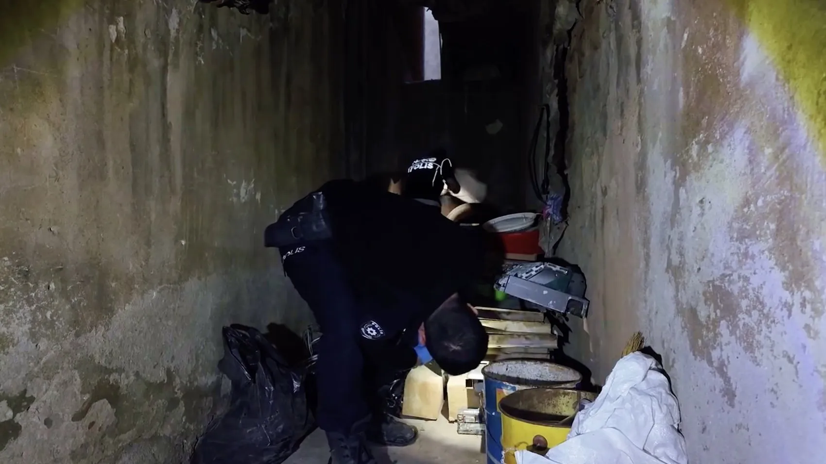 Adıyaman narkotik ekiplerinden şafak operasyonu: 5 kişi cezaevine gönderildi
