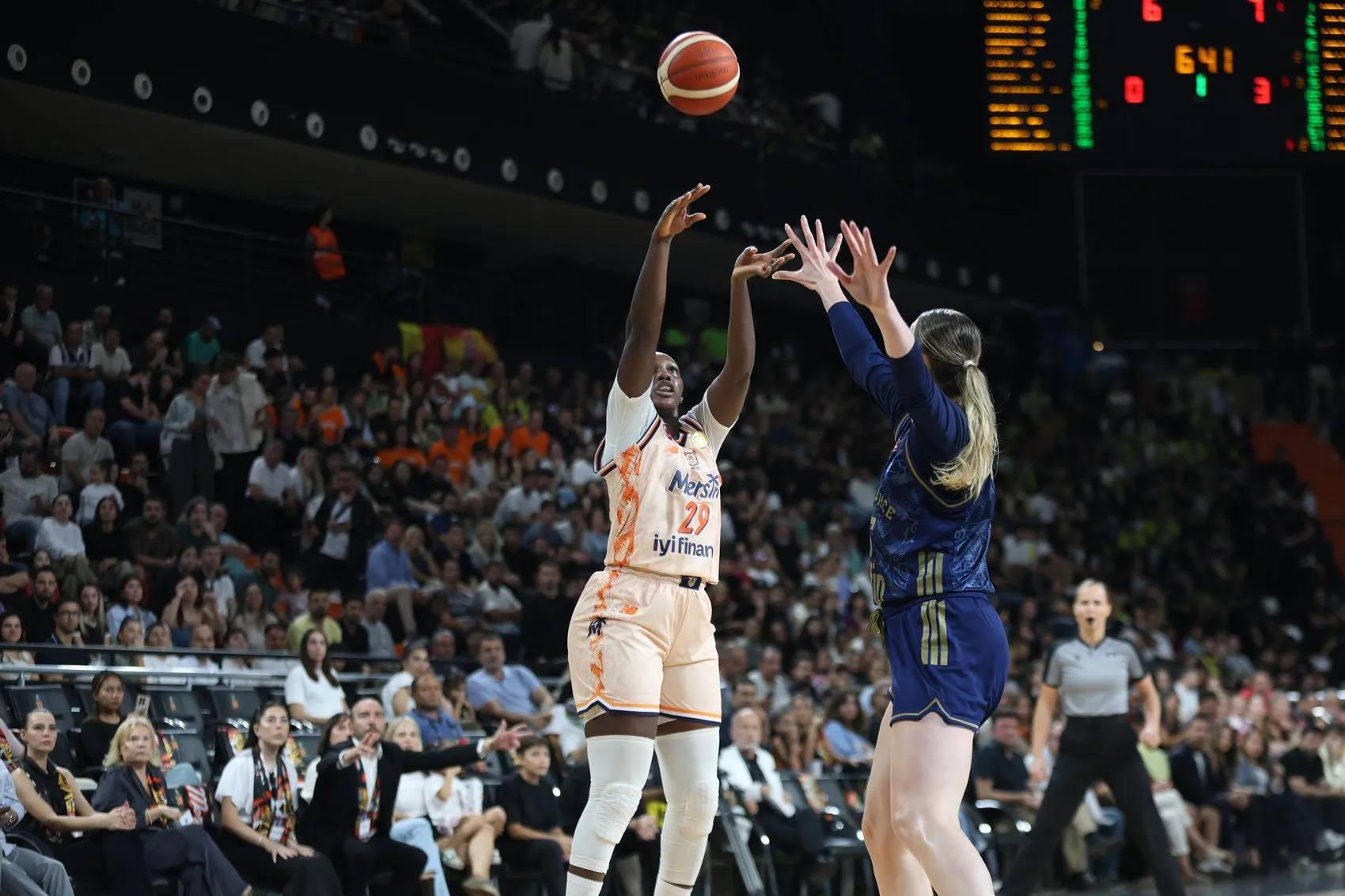 Mersin'de Kupa Fenerbahçe'nin Ellerinde Yükseldi