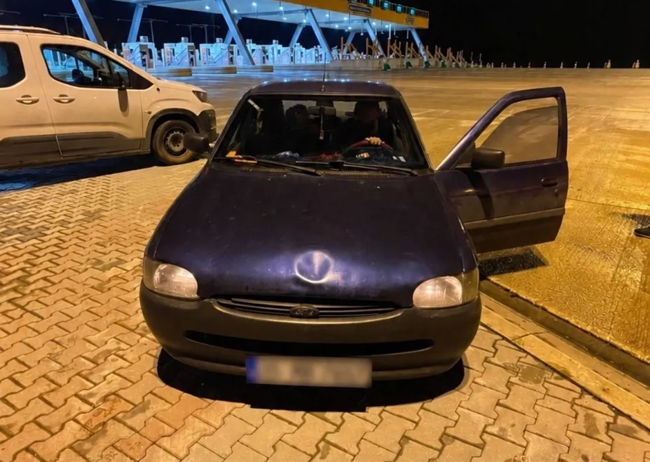 Bursa'da insan tacirlerine şafak operasyonu: 65 kaçak göçmen yakalandı
