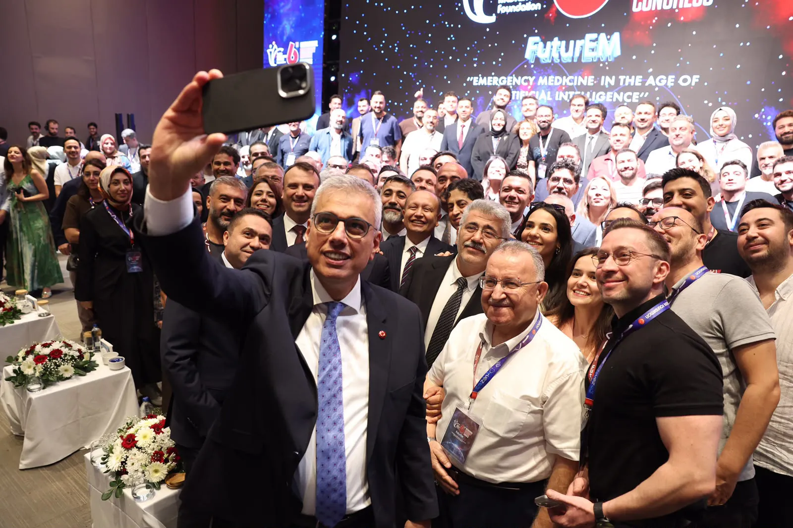 Sağlık ordusunun akıncıları için yeni vizyon: Bakan Memişoğlu'ndan teknoloji ve üretim çağrısı