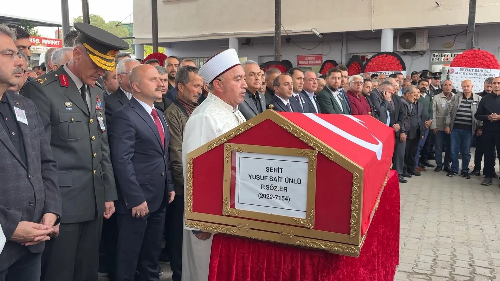 Aydın şehidini son yolculuğuna uğurladı: Çine'de hüzünlü veda