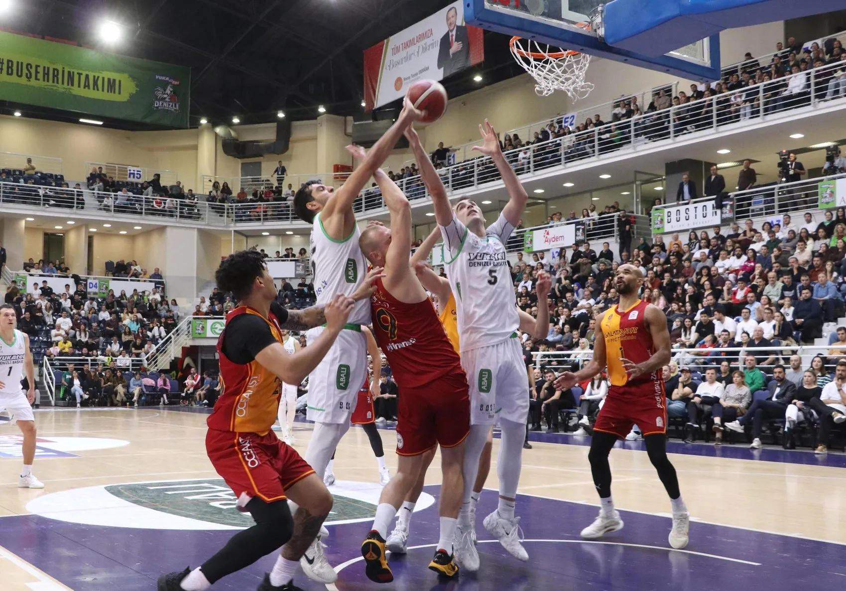 Galatasaray Denizli deplasmanında kontrolü elden bırakmadı