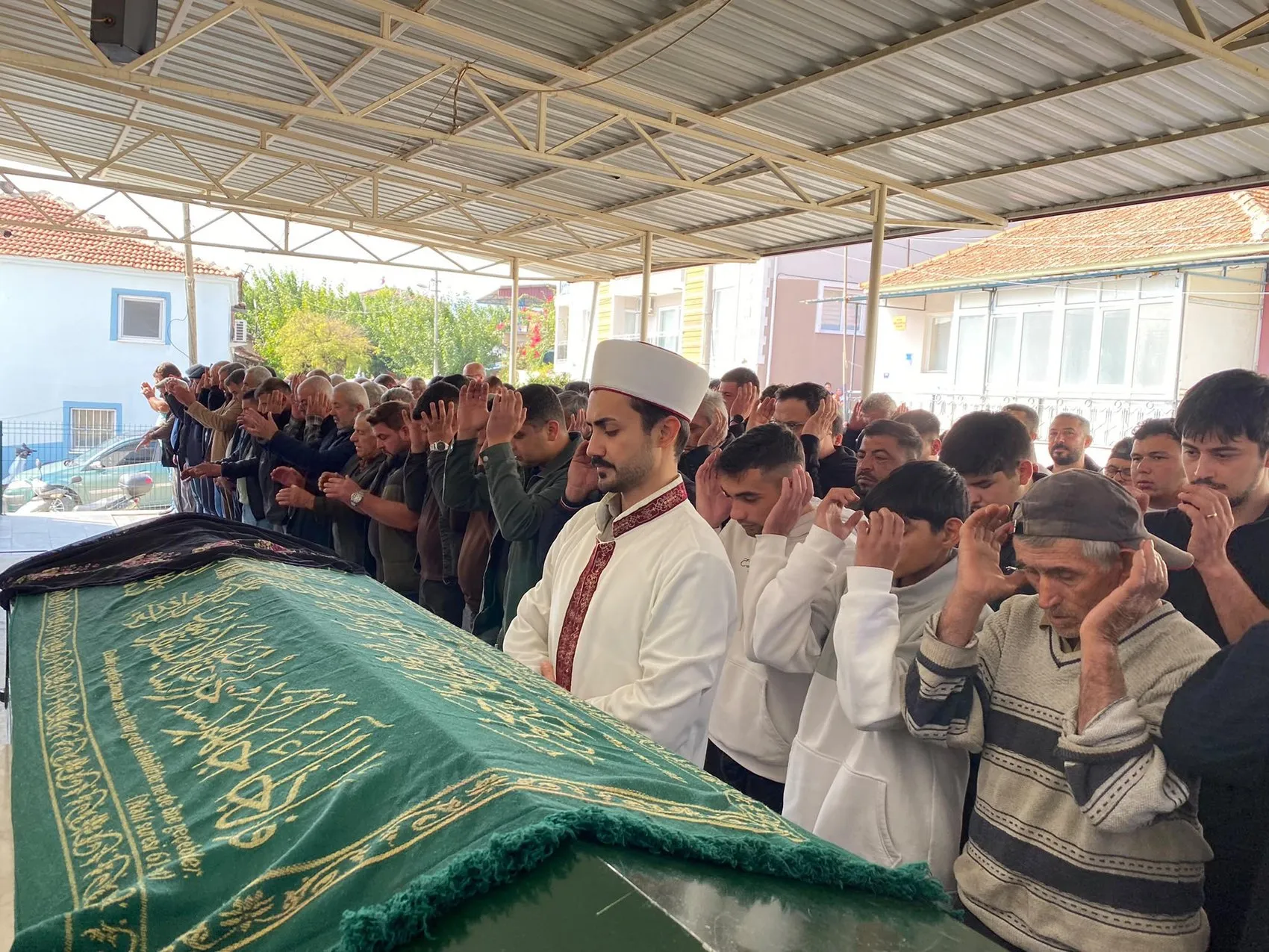 Uzaklaştırma kararı bile koruyamadı: Genç Kumsal'ın hayalleri eski sevgili dehşetiyle yarım kaldı