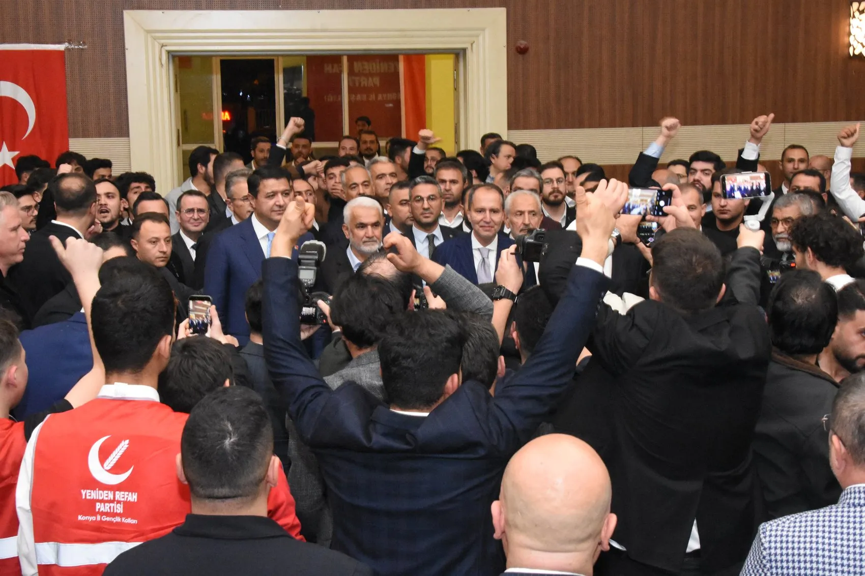 Siyasi yelpazenin farklı uçları Konya'da buluştu: Erbakan'ın 100. yaş gününde ortak mesaj