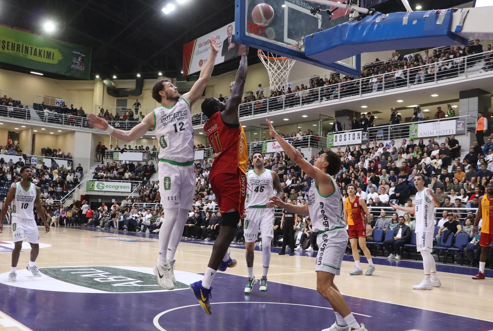 Galatasaray Denizli deplasmanında kontrolü elden bırakmadı