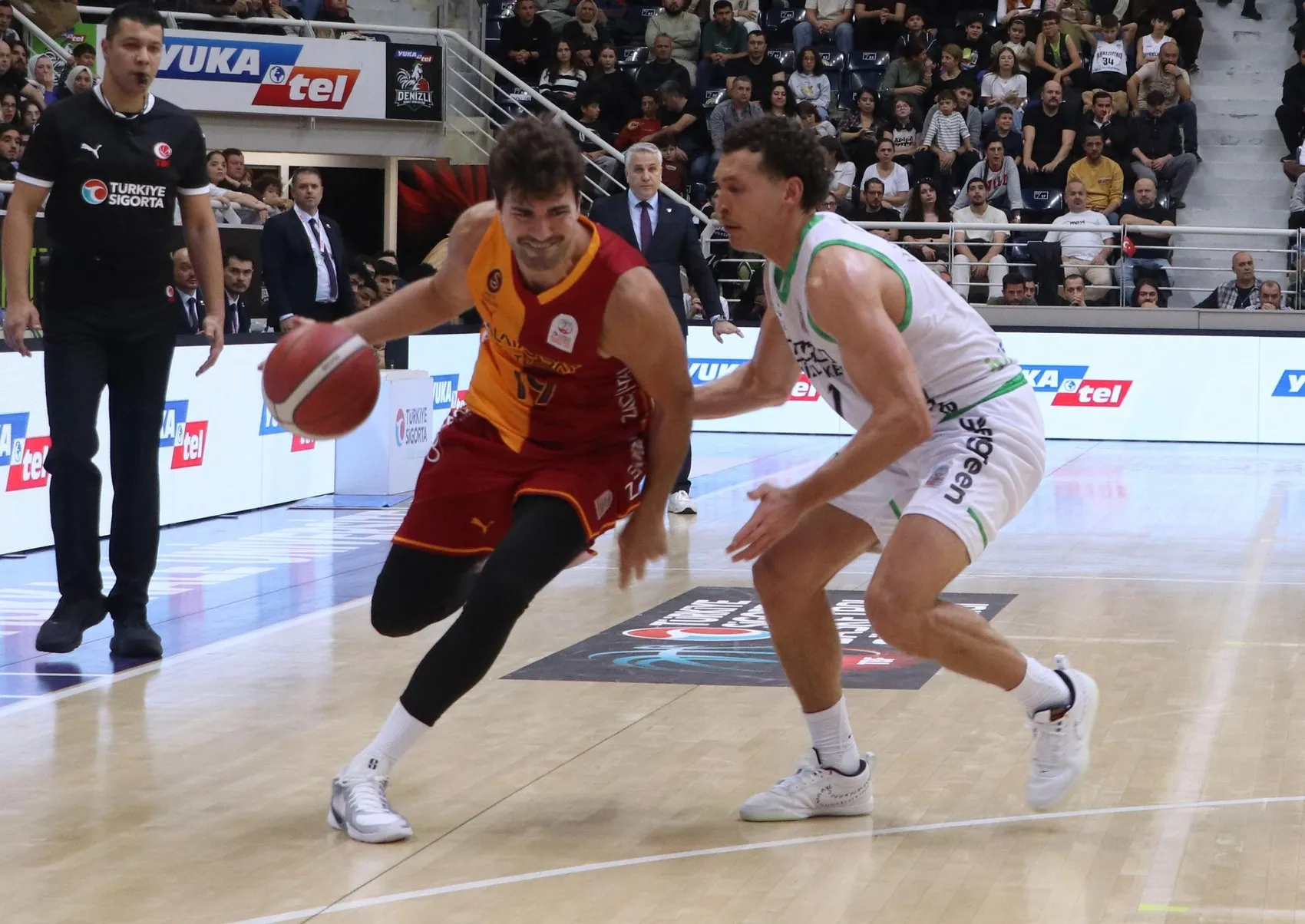 Galatasaray Denizli deplasmanında kontrolü elden bırakmadı