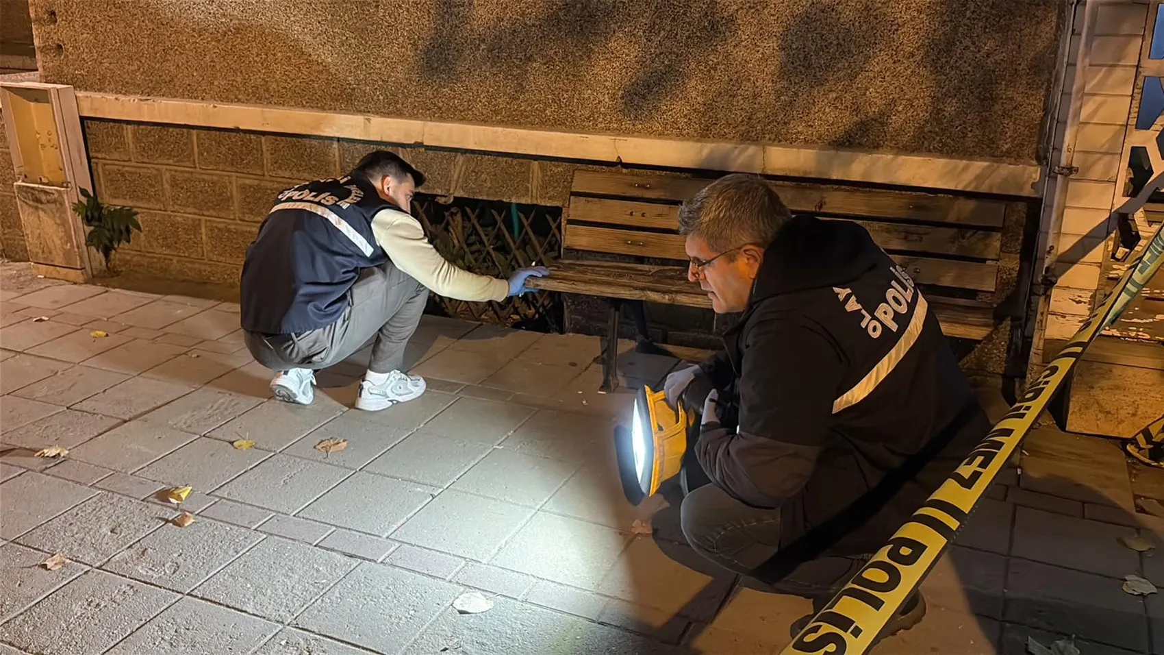 Çorlu'da akşam yürüyüşü kanlı bitti: Kaldırımda yürürken hedef alındı