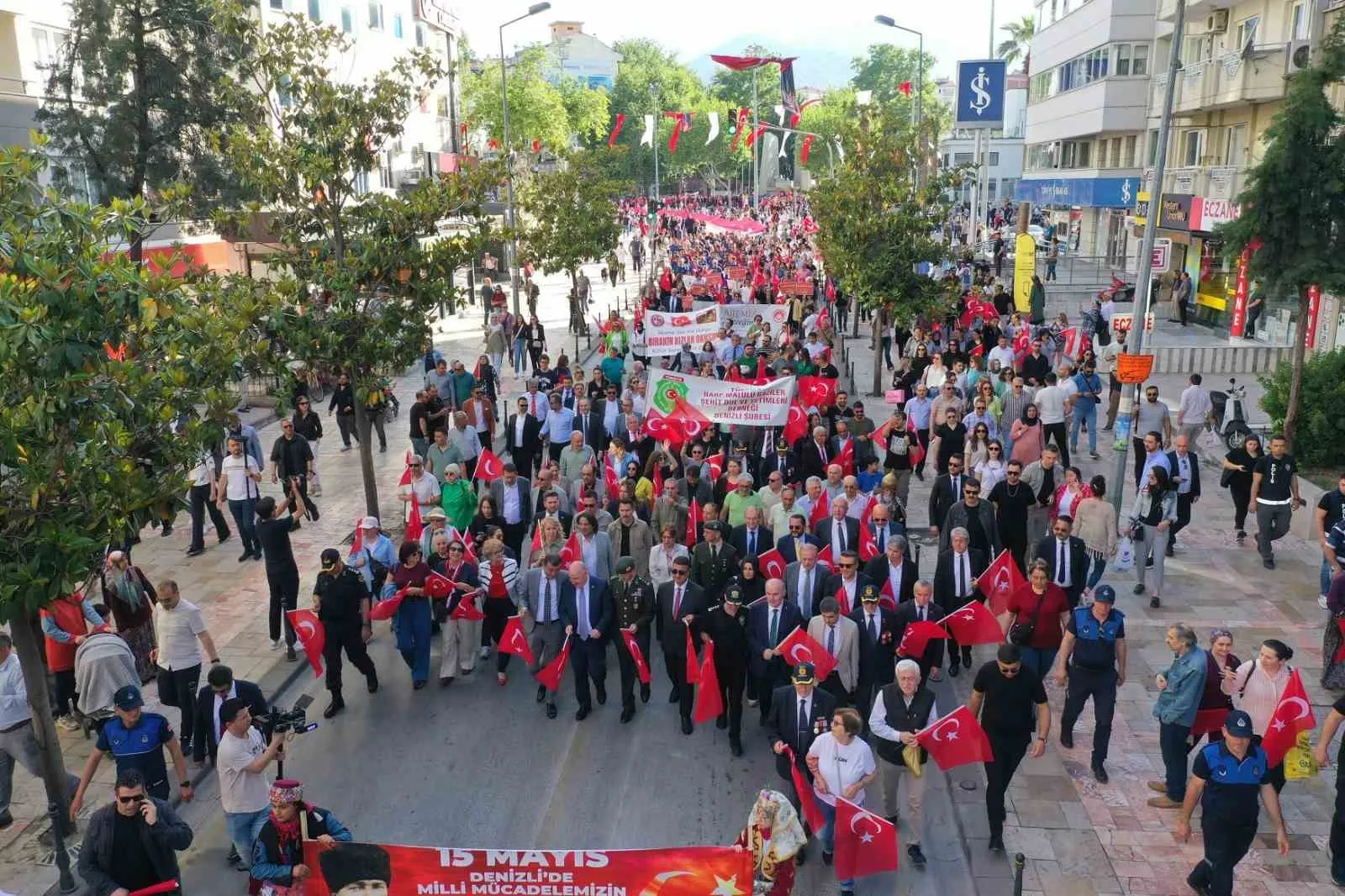 YUNANLILARIN İZMİR’İ İŞGAL ETMESİNİN ARDINDAN, DENİZLİ HALKININ İŞGALE KARŞI İLK KIVILCIMI YAKTIĞI 15 MAYIS MİLLİ MÜCADELE GÜNÜ, 107’NCİ YILINDA AYNI COŞKU İLE ANILACAK.