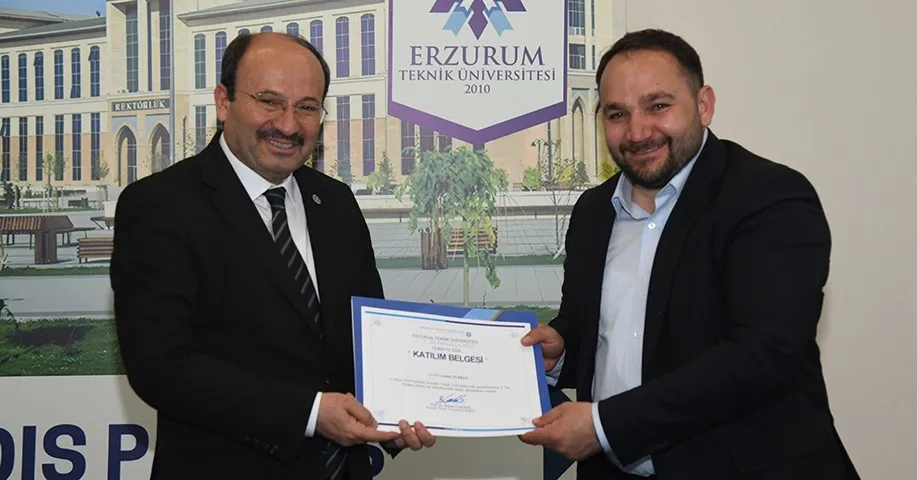 ERZURUM TEKNİK ÜNİVERSİTESİ’NDE (ETÜ), ÜNİVERSİTE-KAMU-YEREL YÖNETİM VE SİVİL TOPLUM İŞ BİRLİĞİNİ GÜÇLENDİRMEK, EĞİTİMDEN ARAŞTIRMAYA KADAR BİRÇOK ALANDA ORTAK AKIL MEKANİZMASINI GELİŞTİRMEK AMACIYLA “II. DIŞ PAYDAŞ ÇALIŞTAYI” GERÇEKLEŞTİRİLDİ.