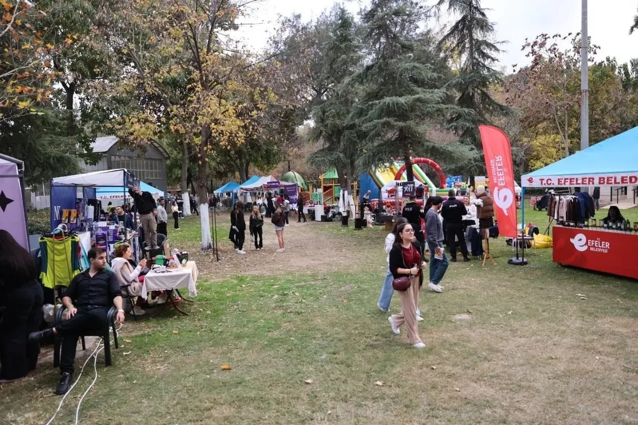 EFELER BELEDİYESİ TARAFINDAN BU YIL ÜÇÜNCÜSÜ DÜZENLENEN AYDIN KAHVE FESTİVALİ, 15-16-17 MAYIS TARİHLERİNDE PINARBAŞI MESİRE ALANI’NDA GERÇEKLEŞTİRİLECEK.