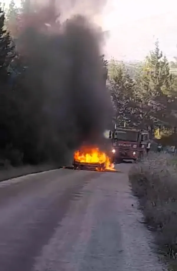 Osmaniye yayla yolunda korkutan araç yangını