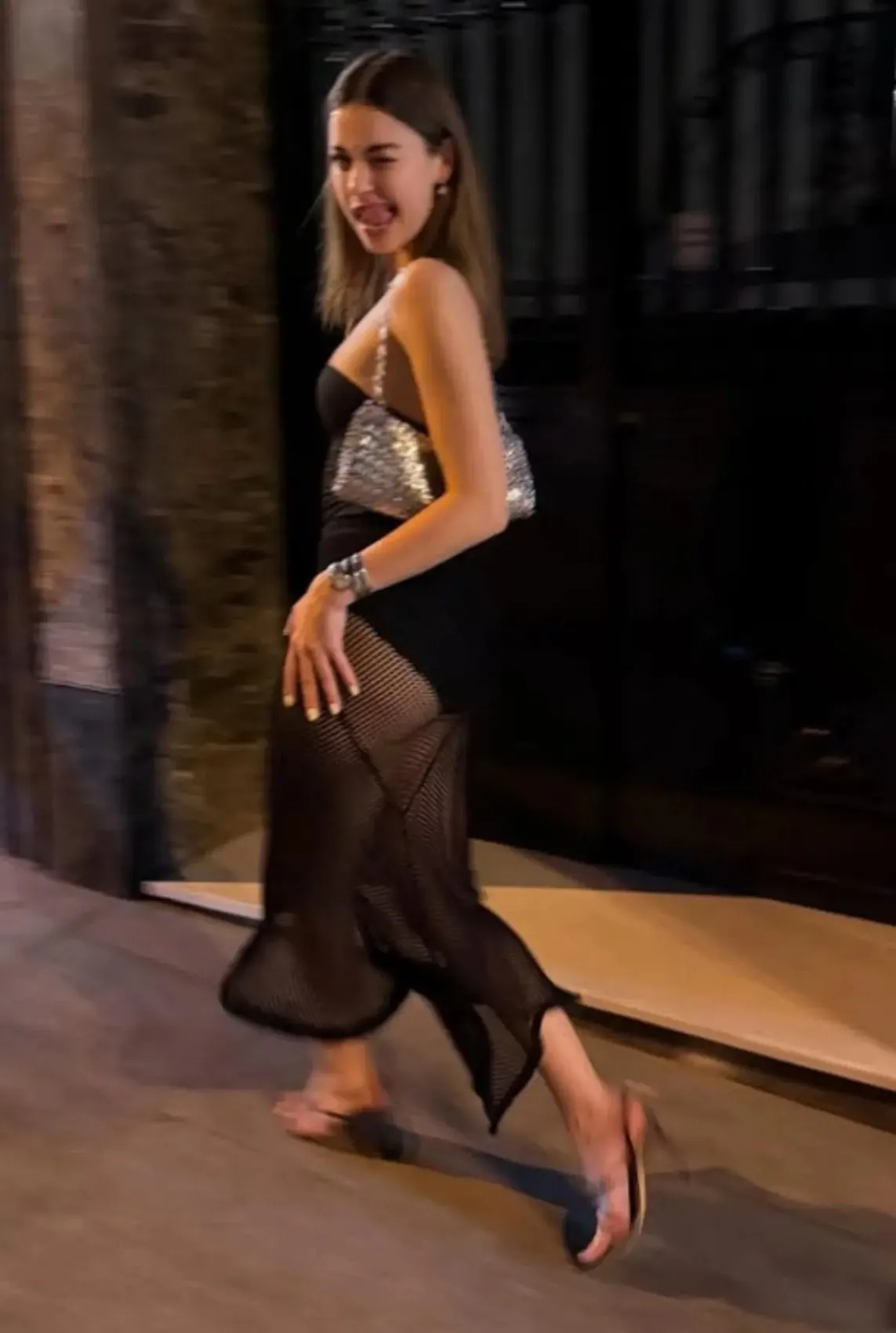 Afra Saraçoğlu dan transparan seçim! Belden aşağısı olay... 3