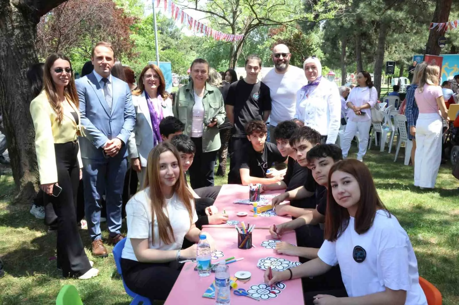 NİLÜFER BELEDİYESİ, 10-16 MAYIS ENGELLİLER HAFTASI KAPSAMINDA BU YIL ÜÇÜNCÜSÜNÜ GERÇEKLEŞTİRDİĞİ "ATAPARK AÇIK HAVA ETKİNLİĞİ" İLE ENGELLİ BİREYLERİN SOSYAL YAŞAMDAKİ ÜRETKENLİĞİNİ VE BAŞARISINI BİR KEZ DAHA GÖZLER ÖNÜNE SERDİ.