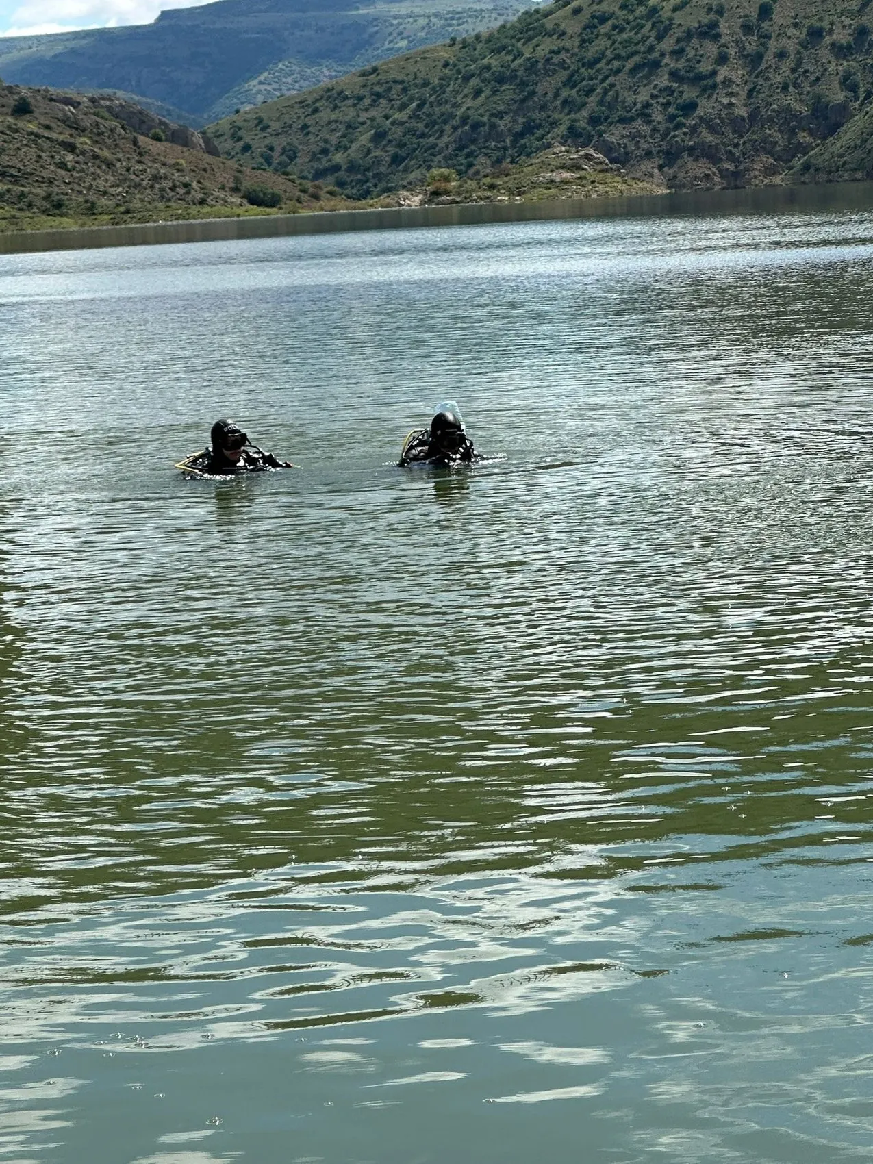 Kayseri'de baraja düşen genç babadan acı haber geldi