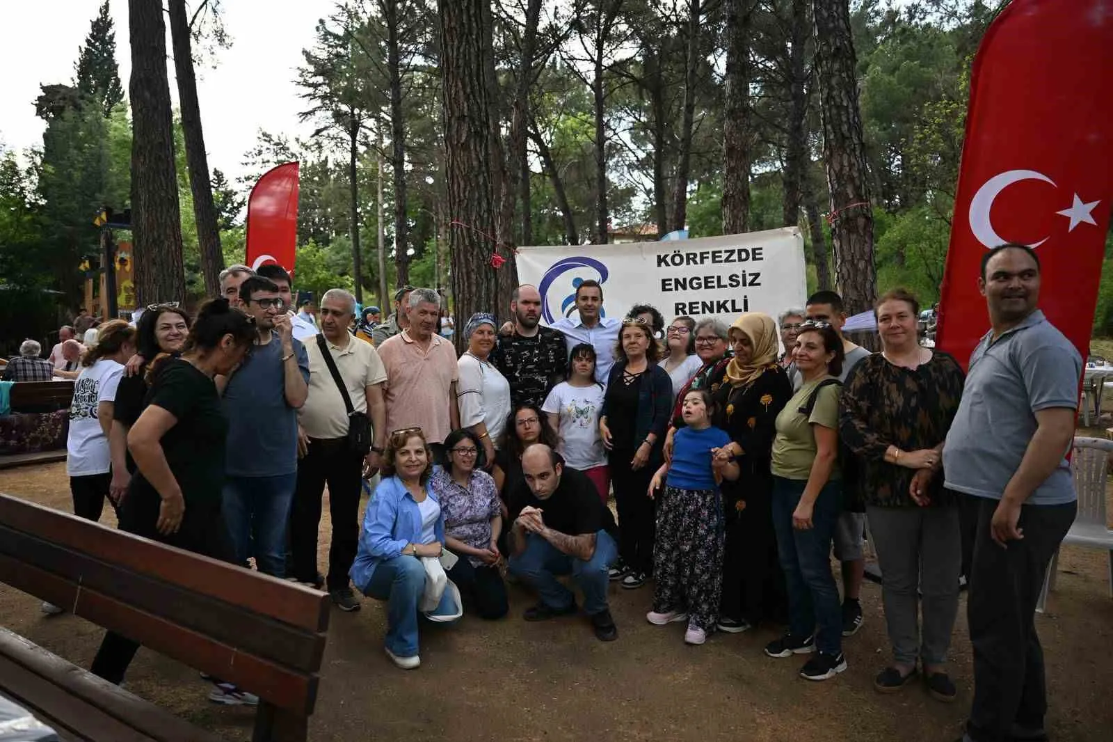 BAŞKAN AKIN: "BU ŞEHİRDE KİMSE YALNIZ DEĞİL"