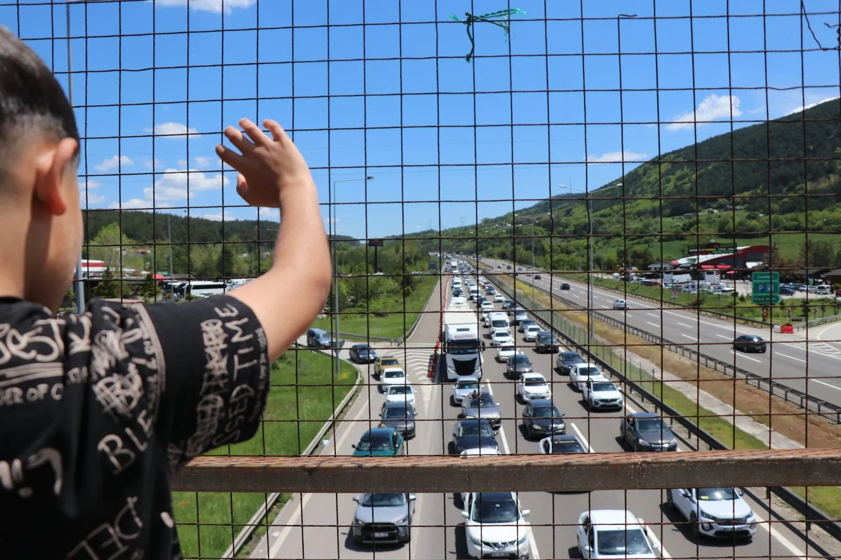 Bayram dönüşü Bolu geçişinde trafik İstanbul yönünde kilitlendi