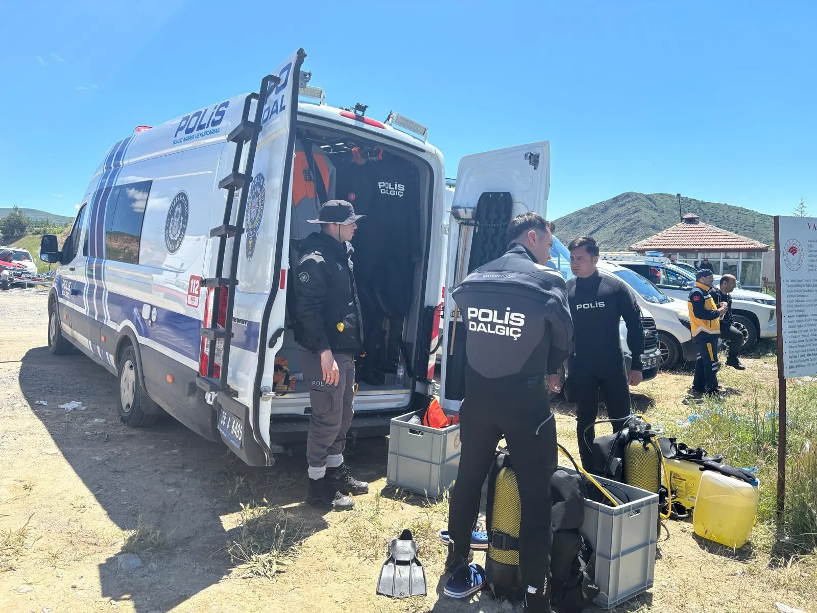 Kayseri'de baraja düşen genç babadan acı haber geldi