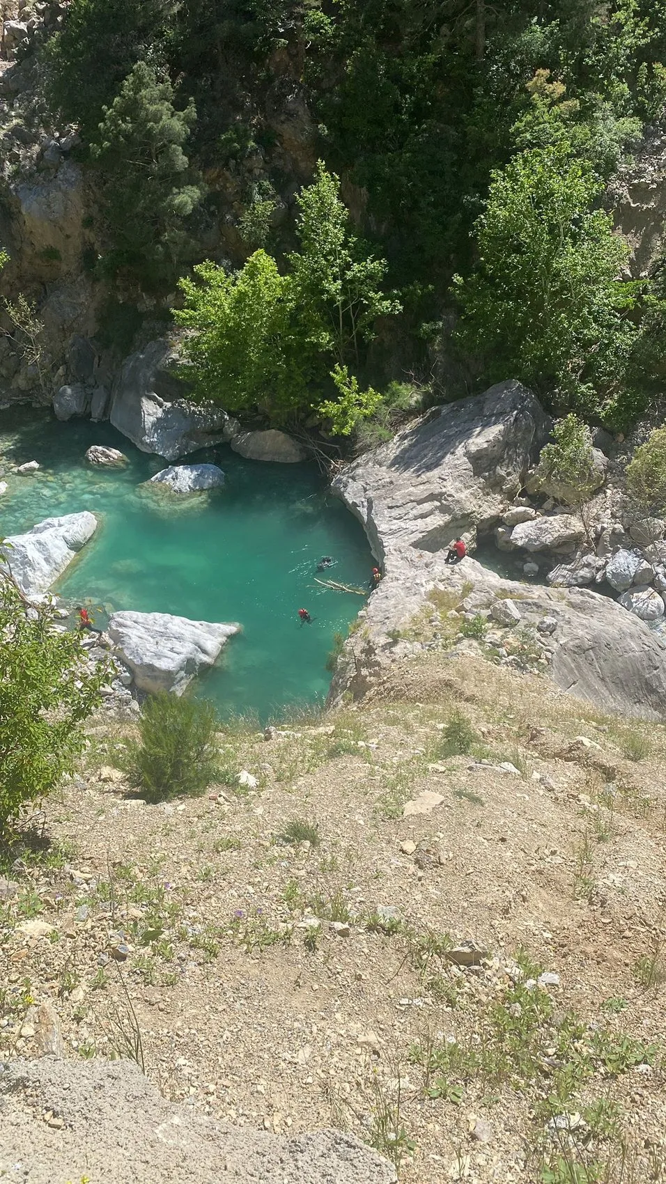 Ceyhan Nehri’nde kaybolan 62 yaşındaki vatandaşı arama çalışmaları üçüncü gününde