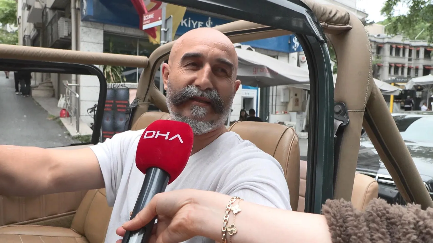 İstanbul boşalınca Bebek sahili İstanbullulara kaldı