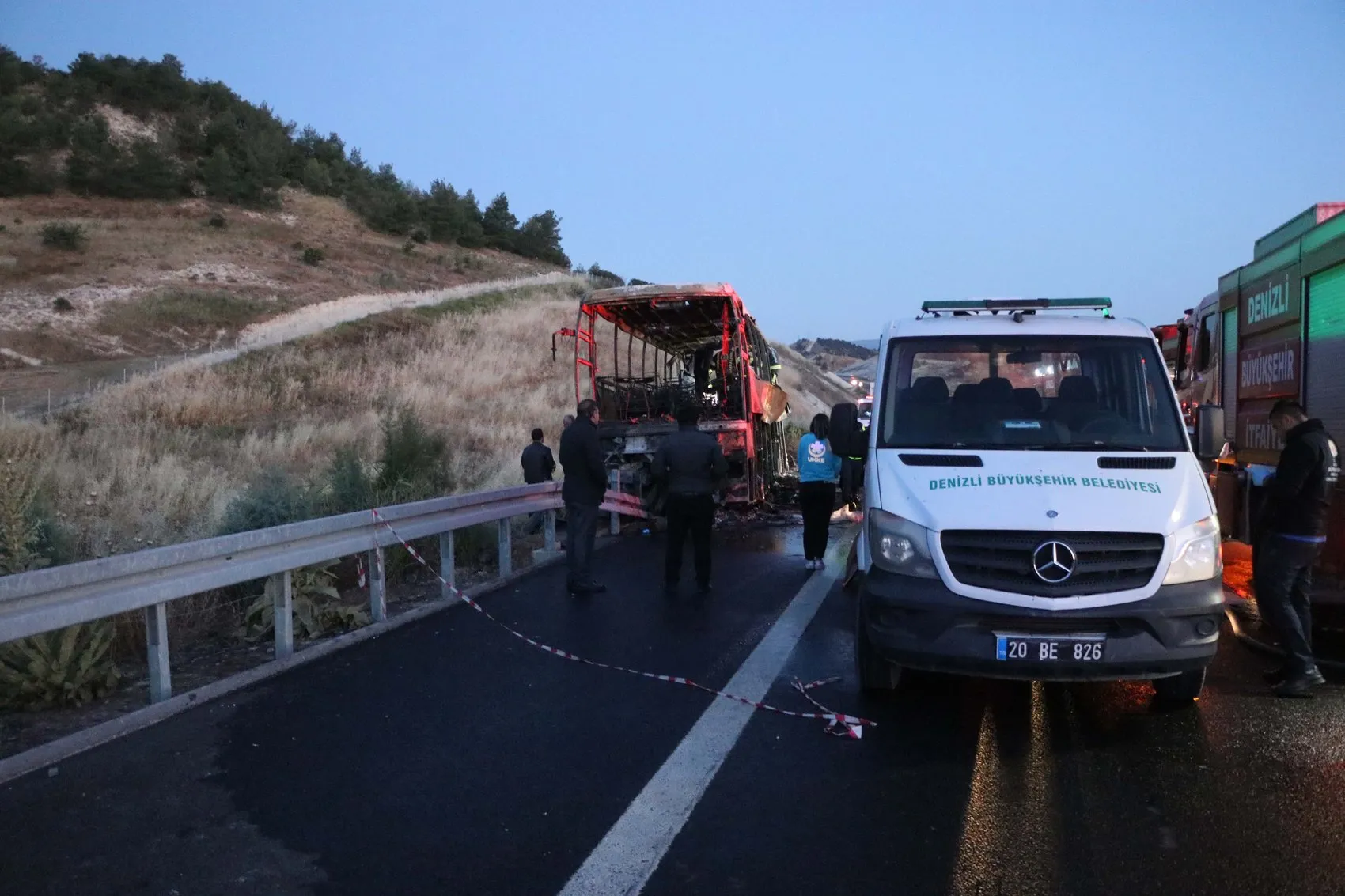 Denizli'deki otobüs faciasında 8 kişinin kimliği kesinleşti