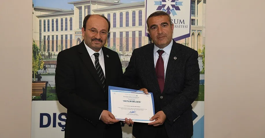 ERZURUM TEKNİK ÜNİVERSİTESİ’NDE (ETÜ), ÜNİVERSİTE-KAMU-YEREL YÖNETİM VE SİVİL TOPLUM İŞ BİRLİĞİNİ GÜÇLENDİRMEK, EĞİTİMDEN ARAŞTIRMAYA KADAR BİRÇOK ALANDA ORTAK AKIL MEKANİZMASINI GELİŞTİRMEK AMACIYLA “II. DIŞ PAYDAŞ ÇALIŞTAYI” GERÇEKLEŞTİRİLDİ.