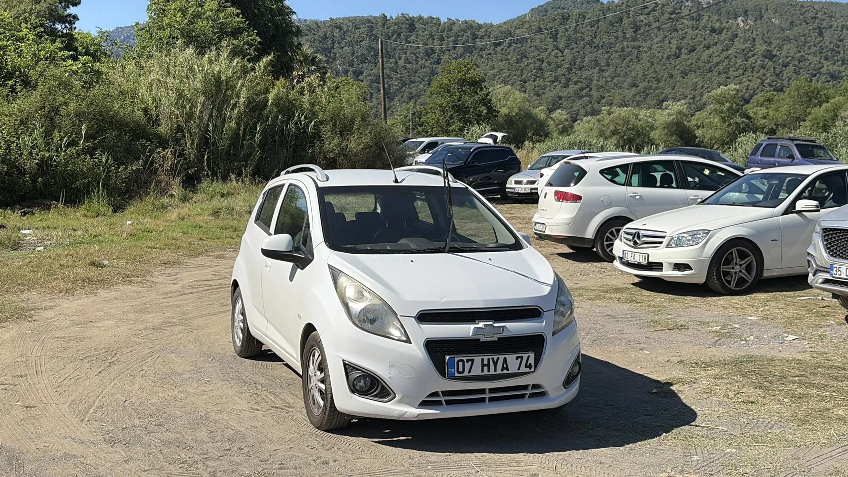 Fethiye İnlice Plajı'nda kaybolan öğretmen için arama çalışması başladı