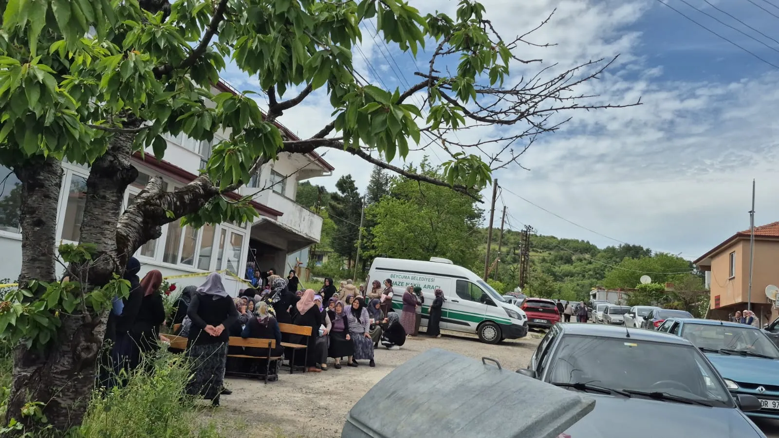 Zonguldak’ta bir eve yapılan ihbar cinayeti ortaya çıkardı