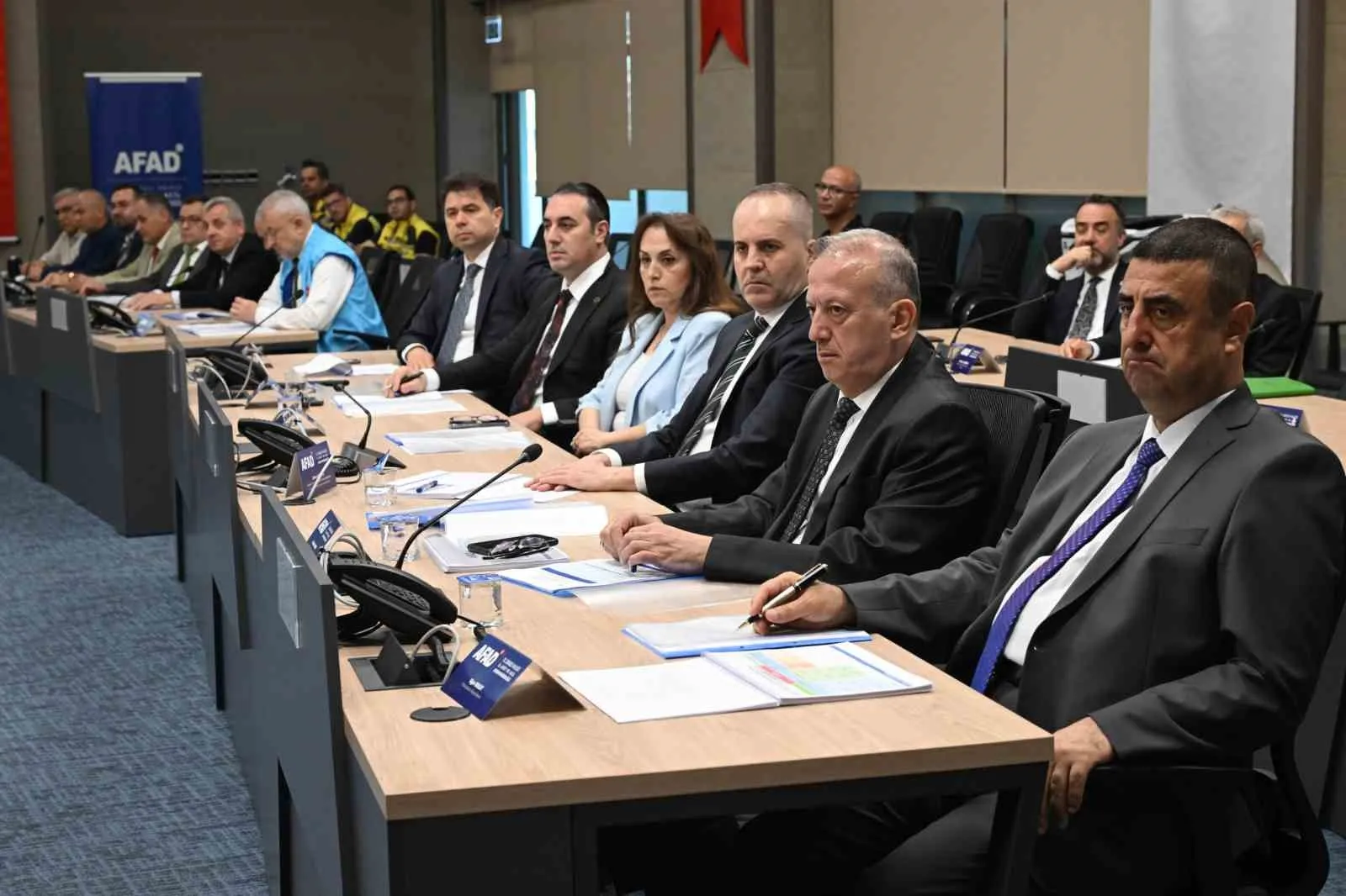 TÜRKİYE AFET MÜDAHALE PLANI (TAMP) KAPSAMINDA, DENİZLİ'DE BUGÜN İCRA EDİLEN DENİZLİ YEREL DÜZEY MASABAŞI TATBİKATI, VALİ YAVUZ SELİM KÖŞGER BAŞKANLIĞINDA GERÇEKLEŞTİRİLDİ.