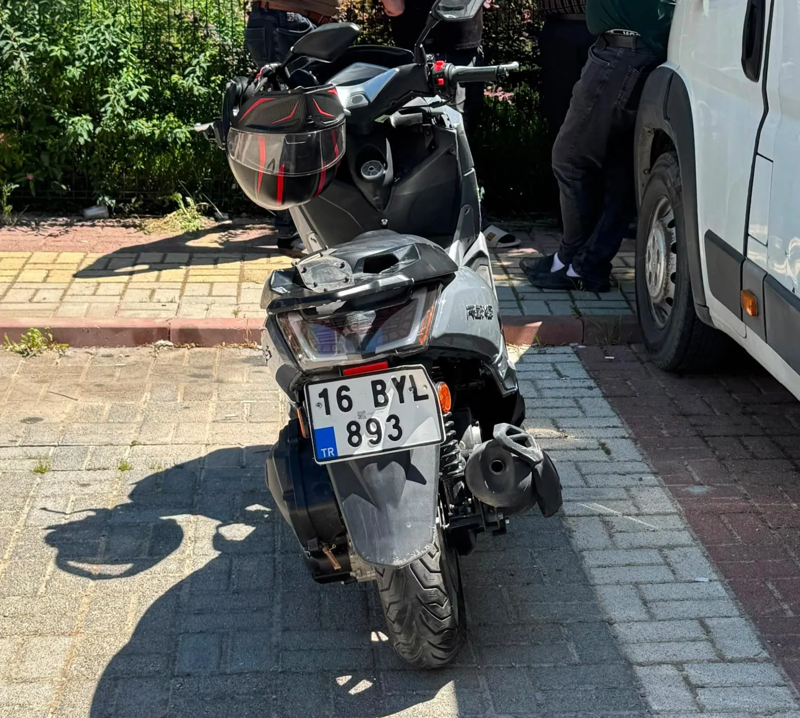 İnegöl'de kaza sonrası arbede Sürücü darbedildi