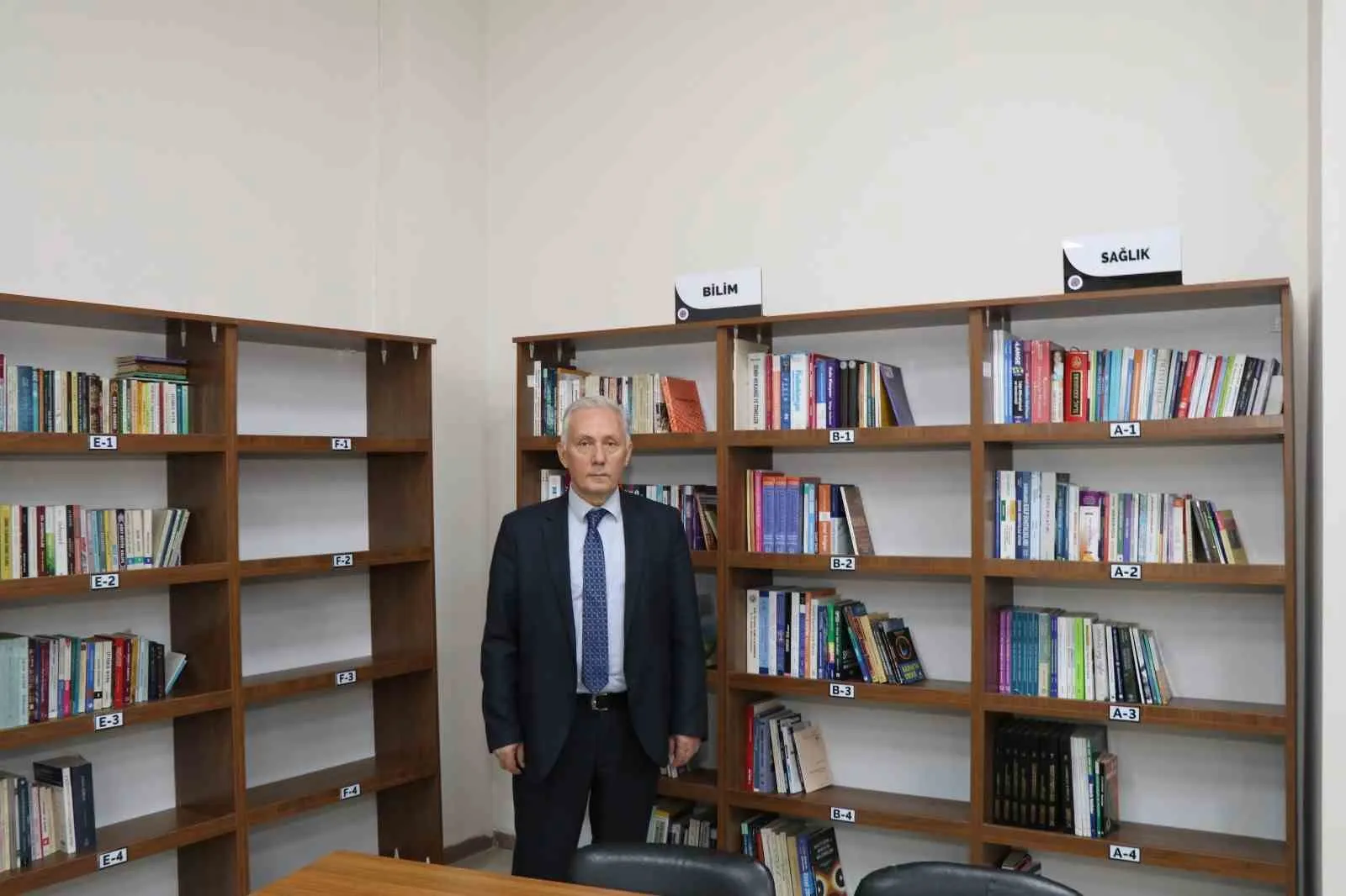 ATATÜRK ÜNİVERSİTESİ OLTU UYGULAMALI BİLİMLER FAKÜLTESİNE DİJİTAL KÜTÜPHANE KURULDU.