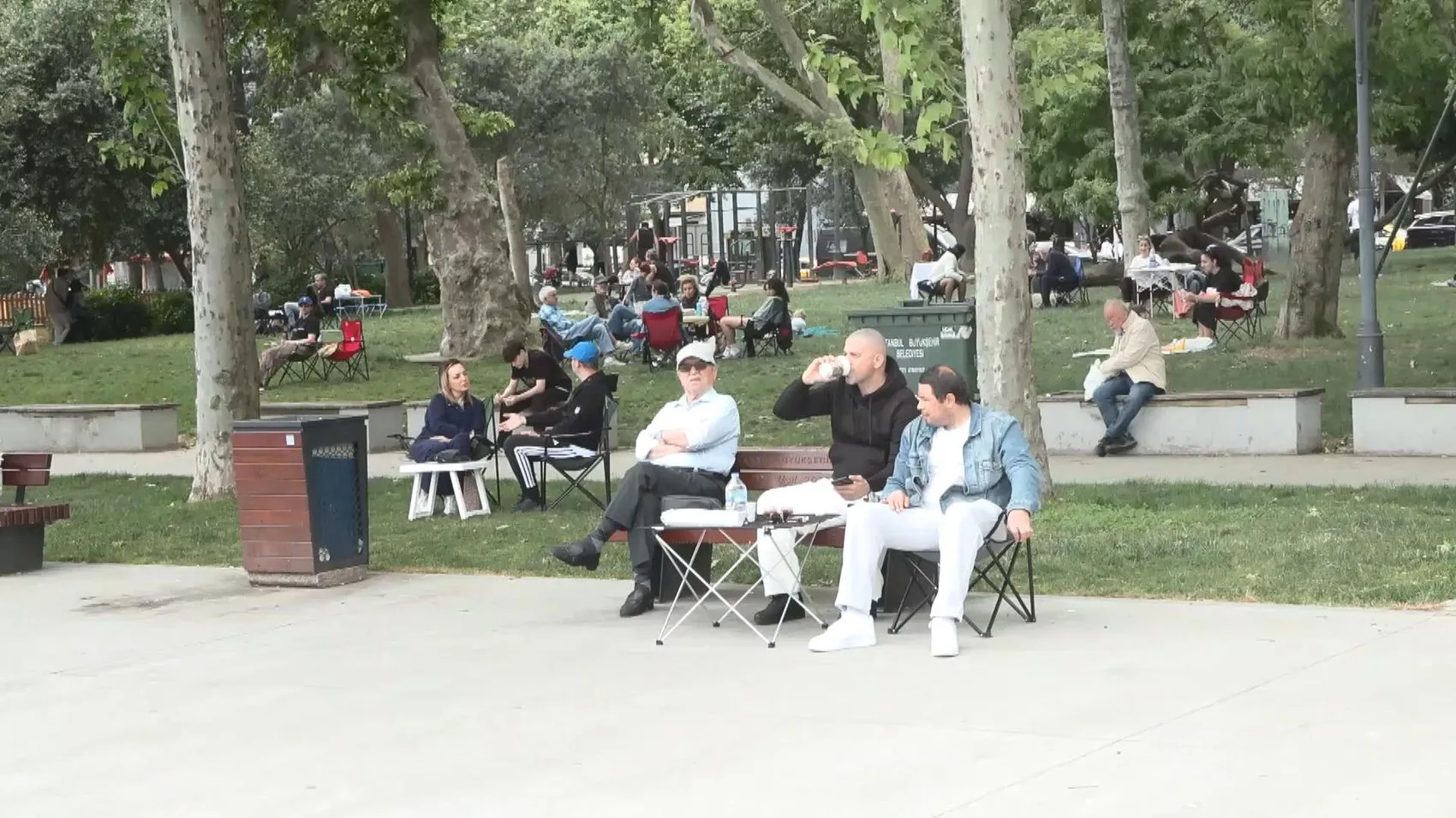 İstanbul boşalınca Bebek sahili İstanbullulara kaldı