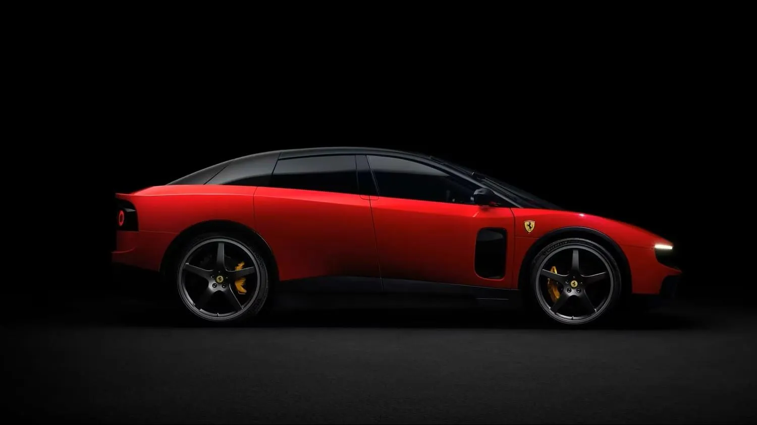 Ferrari eski CEO'su: 'Luce'yi Çinliler bile kopyalamayacak'