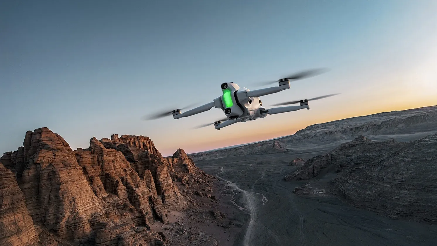 8k 360 drone antigravity a1