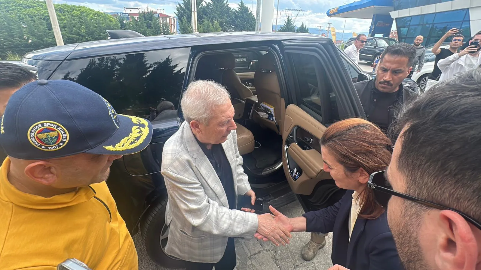 Aziz Yıldırım Bolu’da şampiyonluk sözü verdi